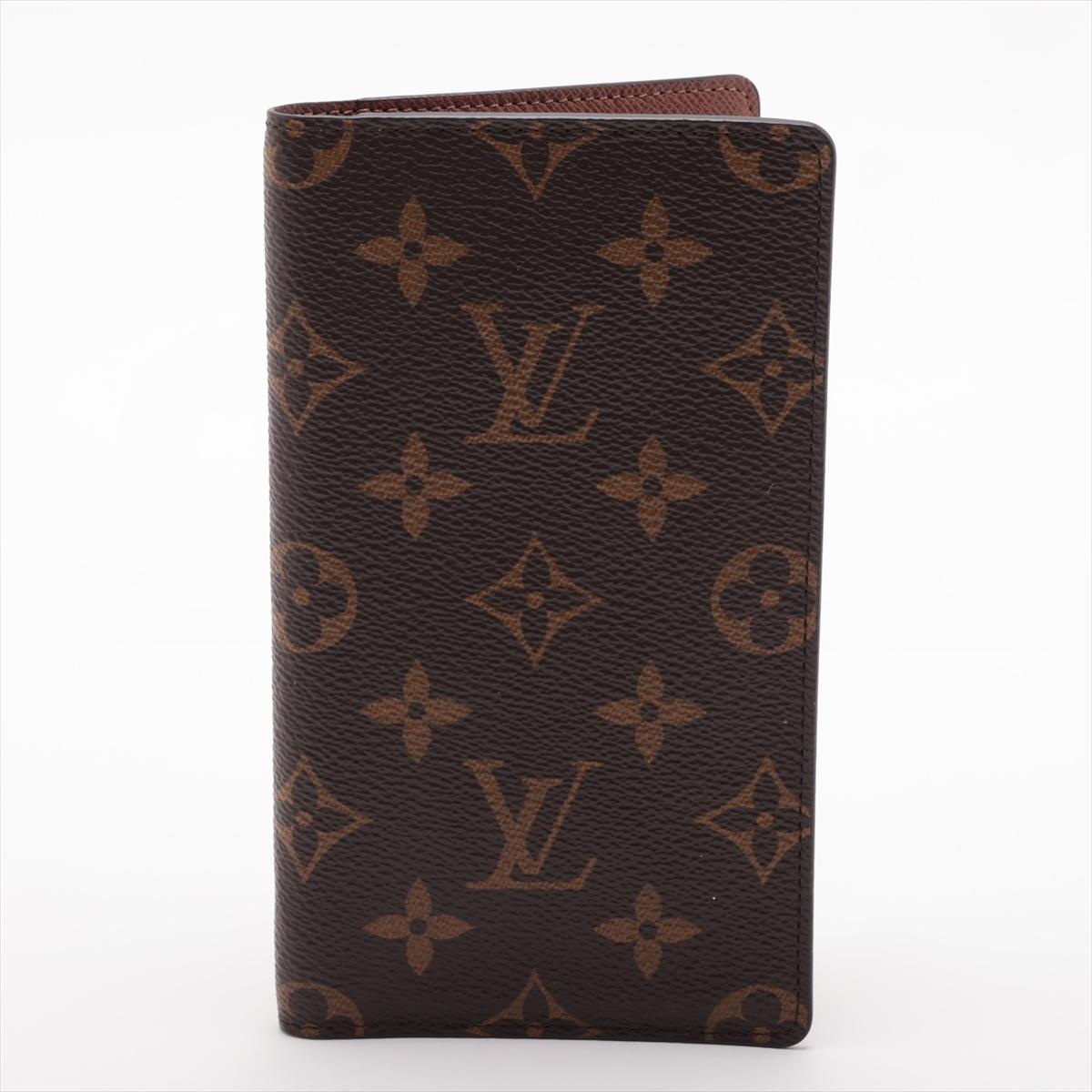 The Louis Vuitton Monogram Agenda Poche Notebook Cover in Brown is a sleek and sophisticated accessory designed to keep your notes and essentials organized in style. Crafted from the iconic Monogram coated canvas, the compact cover features a