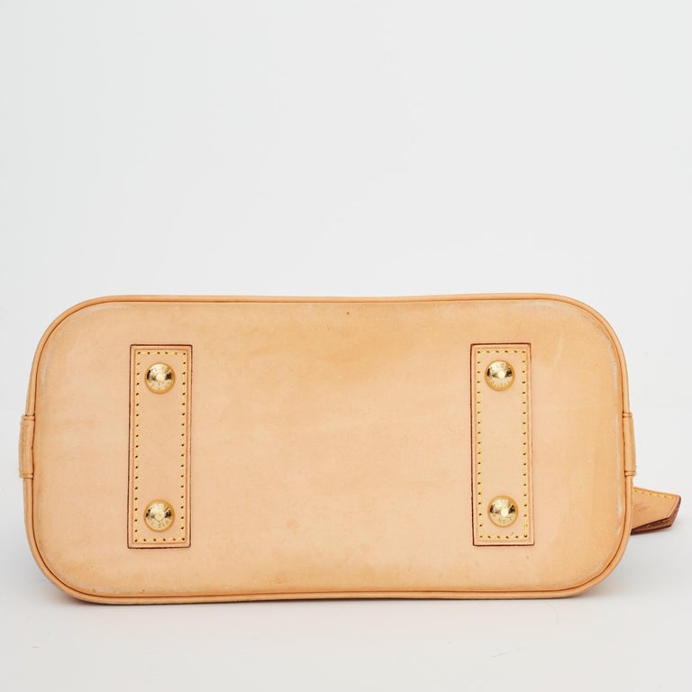 At Auction: LOUIS VUITTON Handbag ALMA PM, Coll.: 2014.