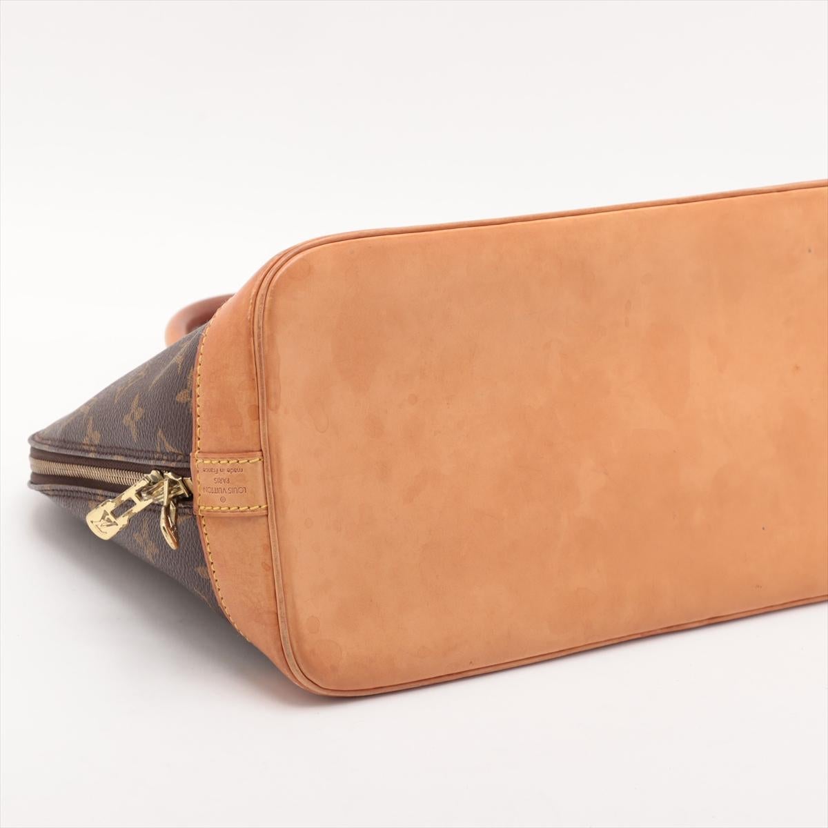Women's Louis Vuitton Monogram Alma