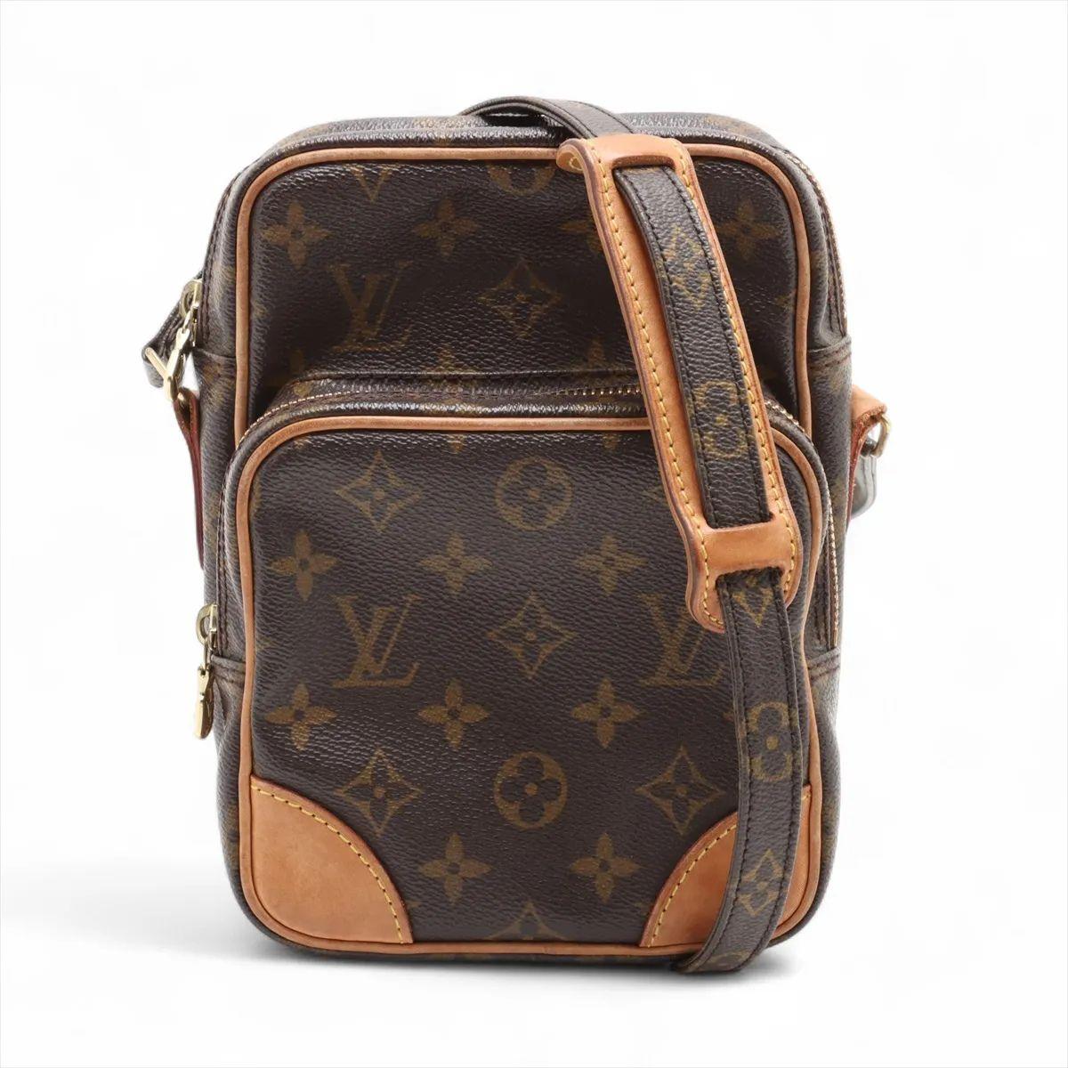 The Louis Vuitton Monogram Amazone is a compact yet functional crossbody bag crafted from the house’s signature Monogram canvas with natural cowhide leather trim. Designed with practicality in mind, it features two zippered compartments a main