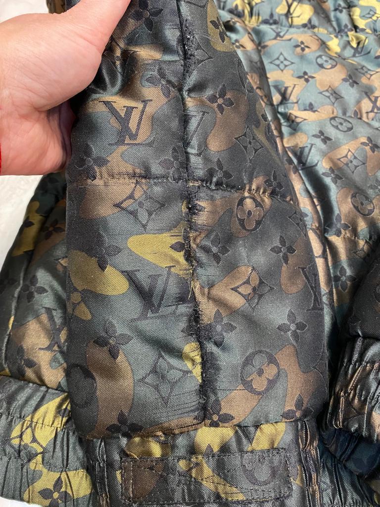 Louis Vuitton Monogram Army Green Jacket with Hoodie For Sale 9