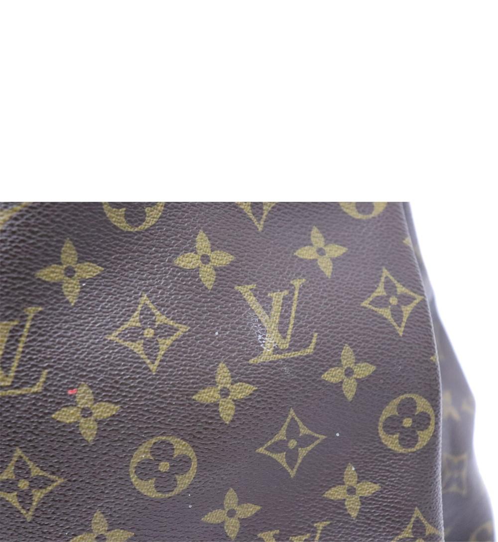 Louis Vuitton Monogram Artsy MM Bag In Fair Condition For Sale In Amman, JO