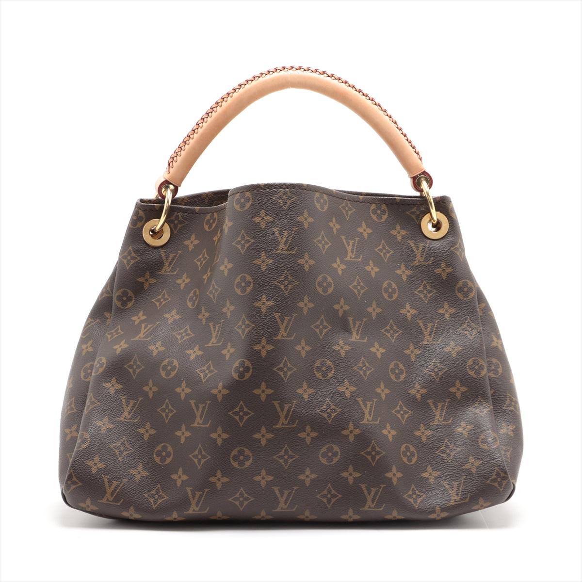 The Louis Vuitton Monogram Artsy MM is a timeless and sophisticated handbag that exudes elegance and style. With its distinctive Monogram pattern and spacious design, the bag seamlessly blends fashion and functionality. The bag features Louis