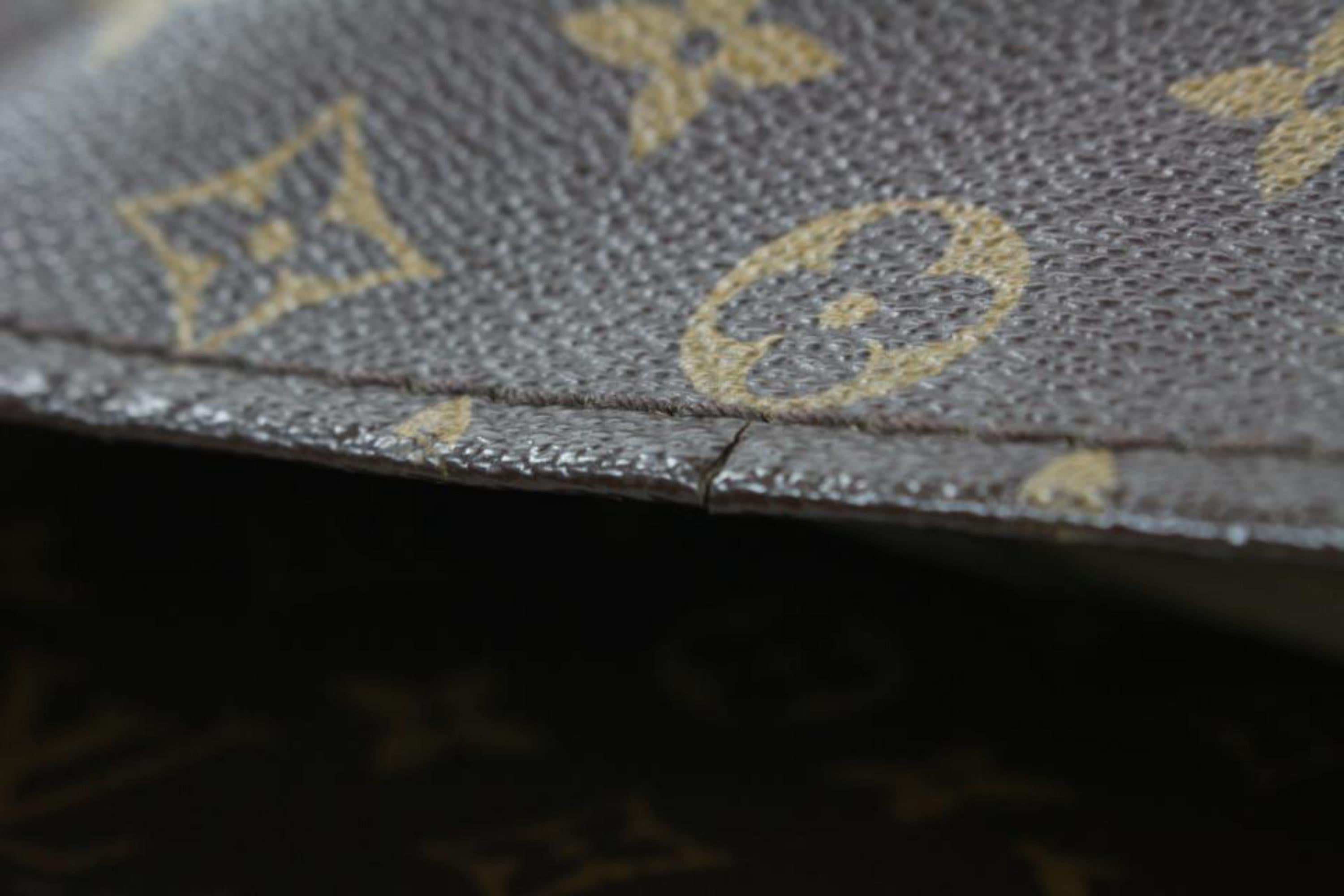 Sac hobo Artsy MM avec monogramme Louis Vuitton 10LVJ1027 en vente 1
