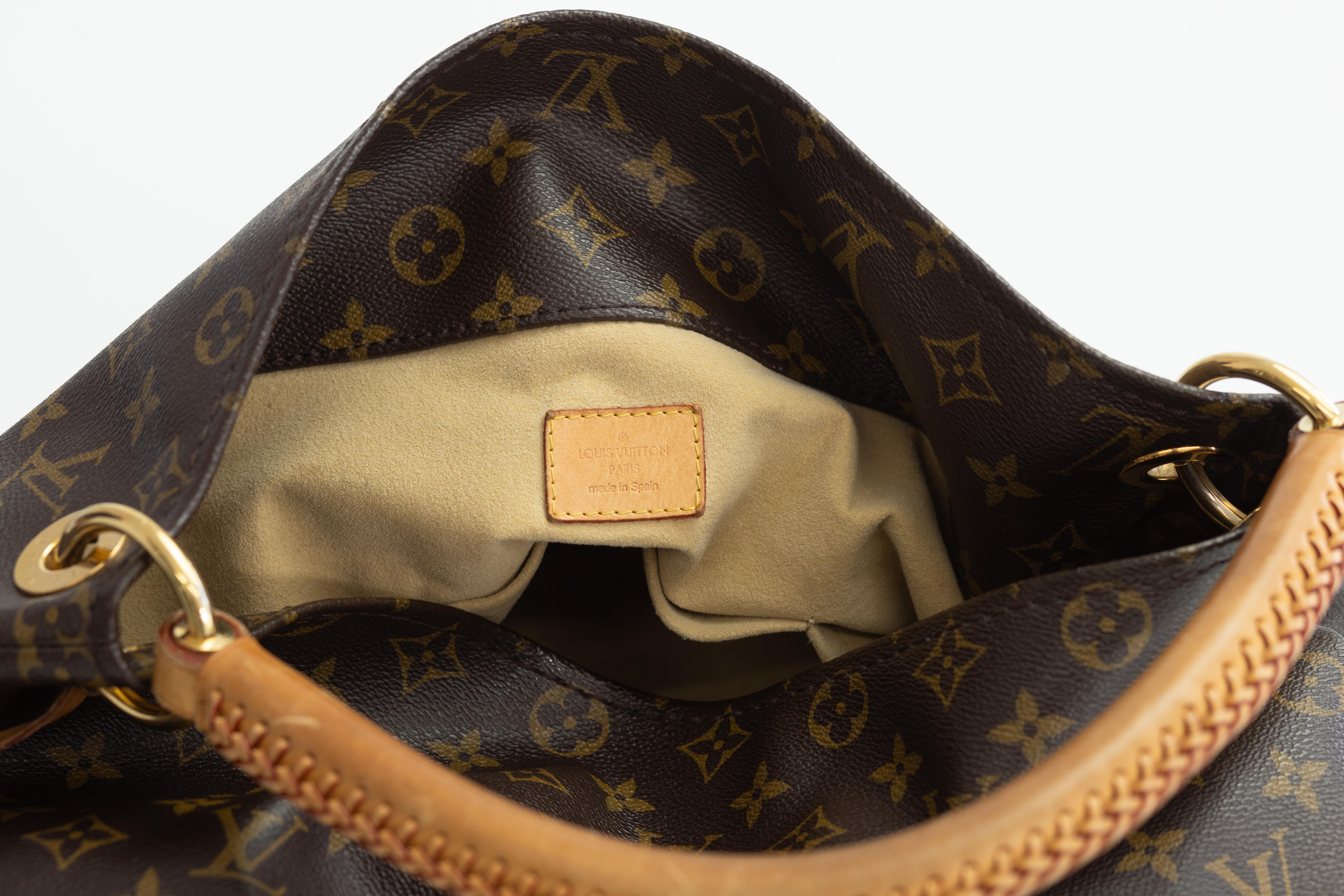 Louis Vuitton Monogram Artsy Mm Hobo Bag For Sale 3