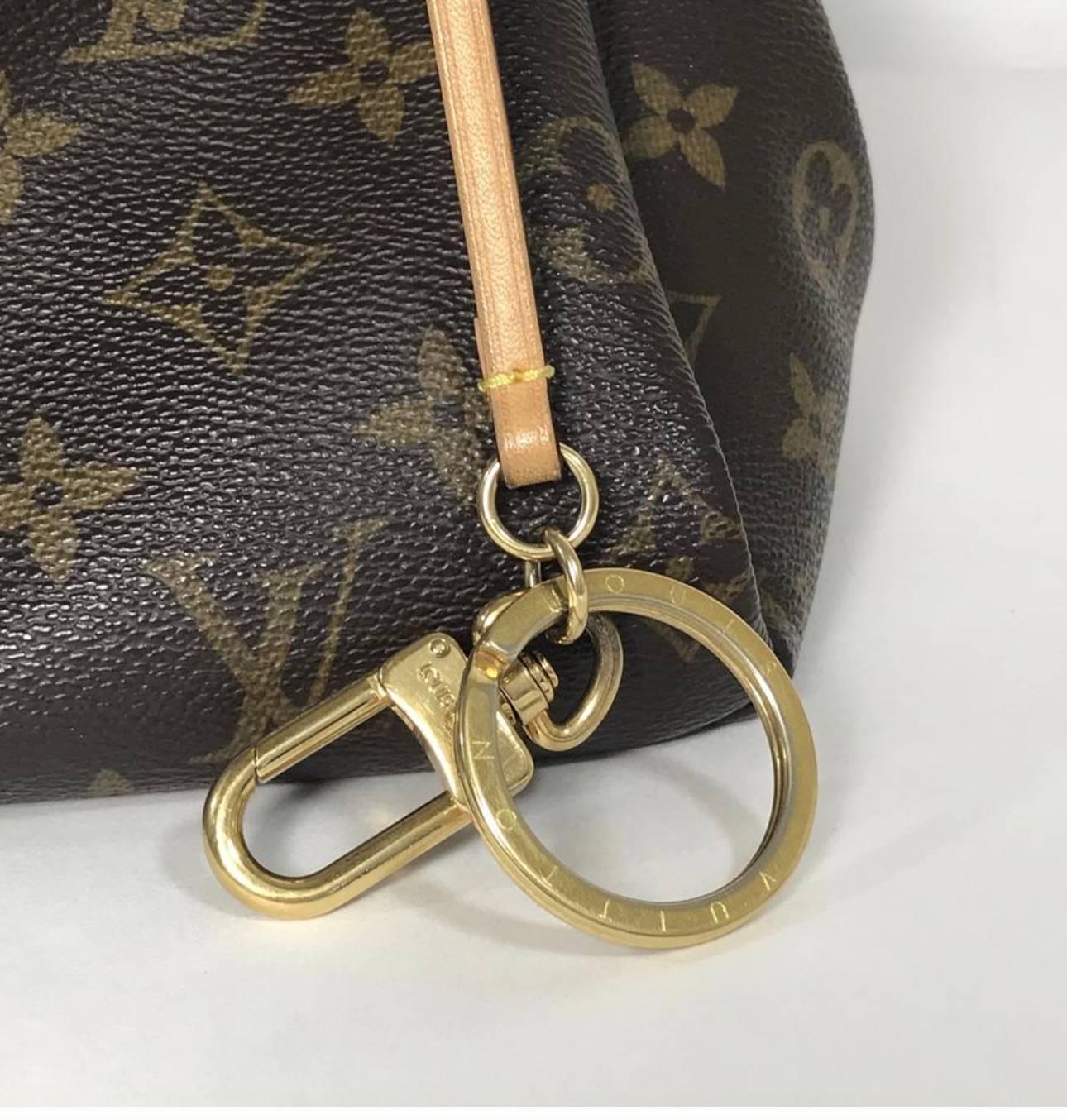 Women's or Men's Louis Vuitton Monogram Artsy MM Hobo Hand Bag