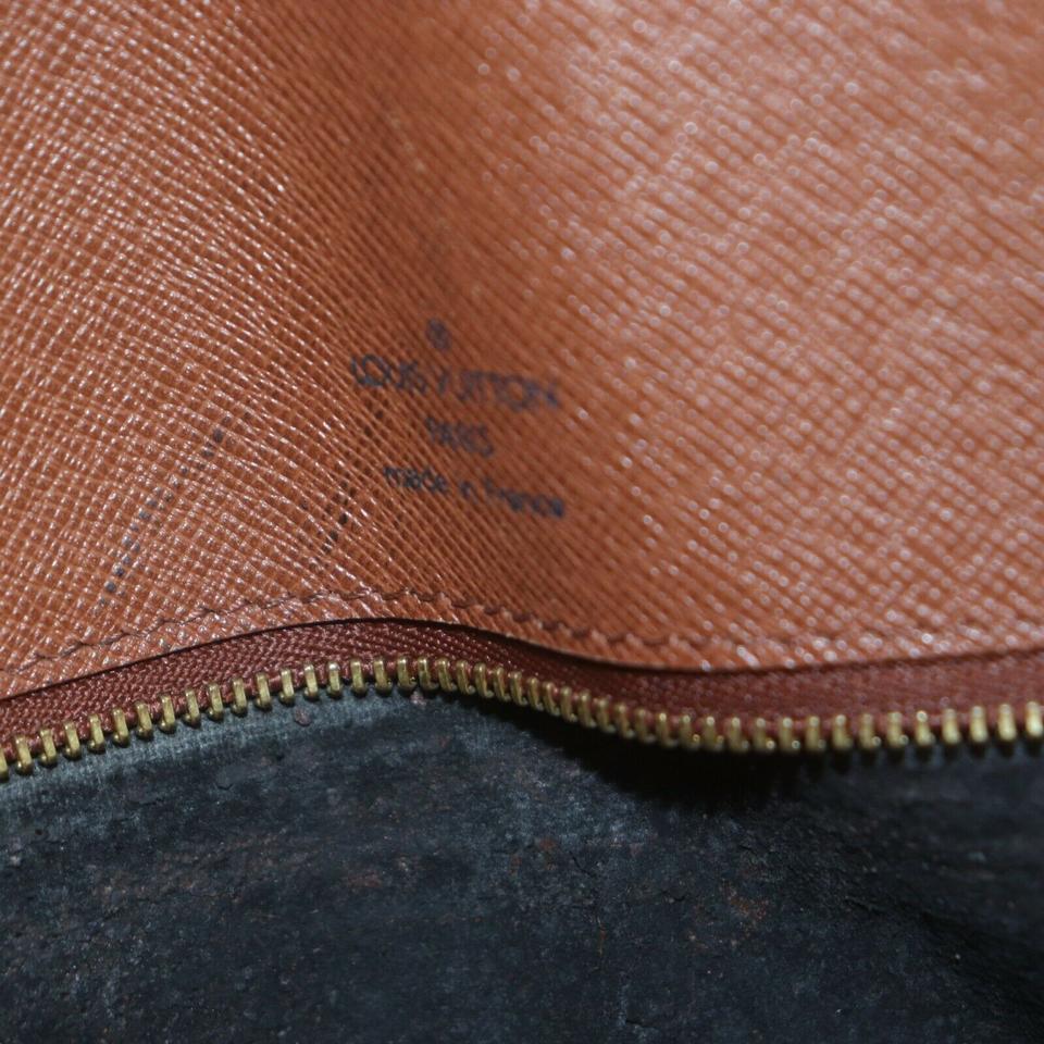GOOD CONDITION
(7/10 or B)
Retail $1270

(Outside) rubs on the leather parts

Noticeable fray partially

Minor peeling on the edge

(Shoulder) rubs on the whole parts

minor partially stains

(Outside) minor rubs on the edges of the