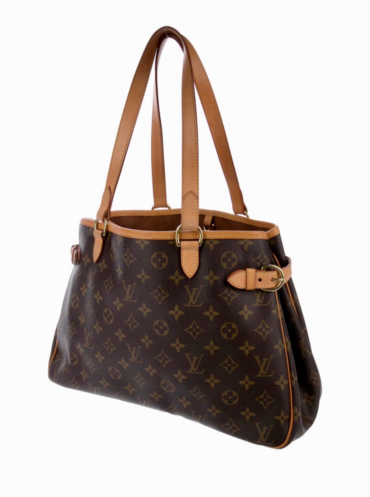 LOUIS VUITTON Monogram Batignolles Horizontal
This shoulder bag is beautifully crafted of classic Louis Vuitton monogram toile canvas. The bag features natural vachetta leather trim including side belts and long strap handles, with brass hardware.