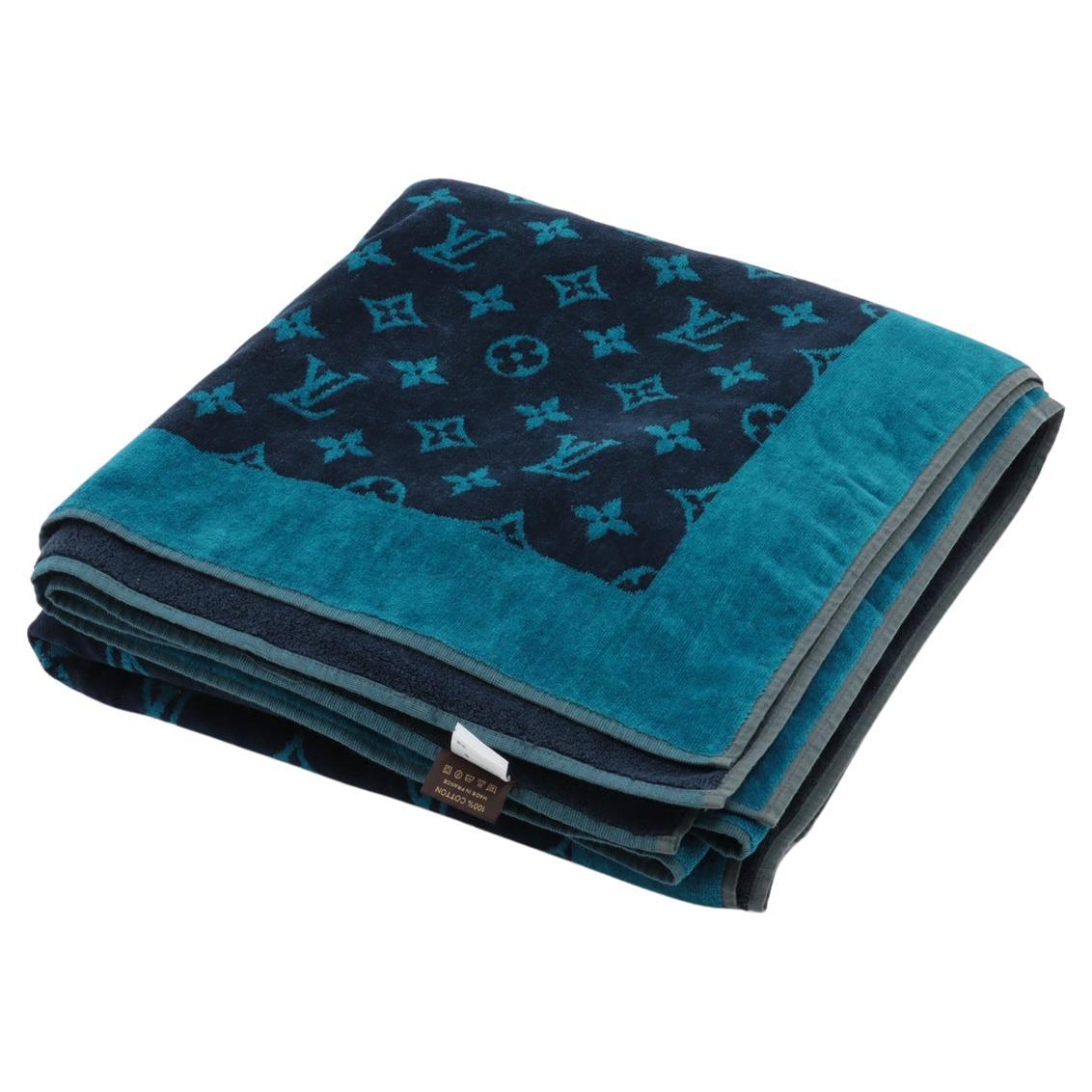 Louis Vuitton Monogram Blanket Navy Blue x Blue Green For Sale