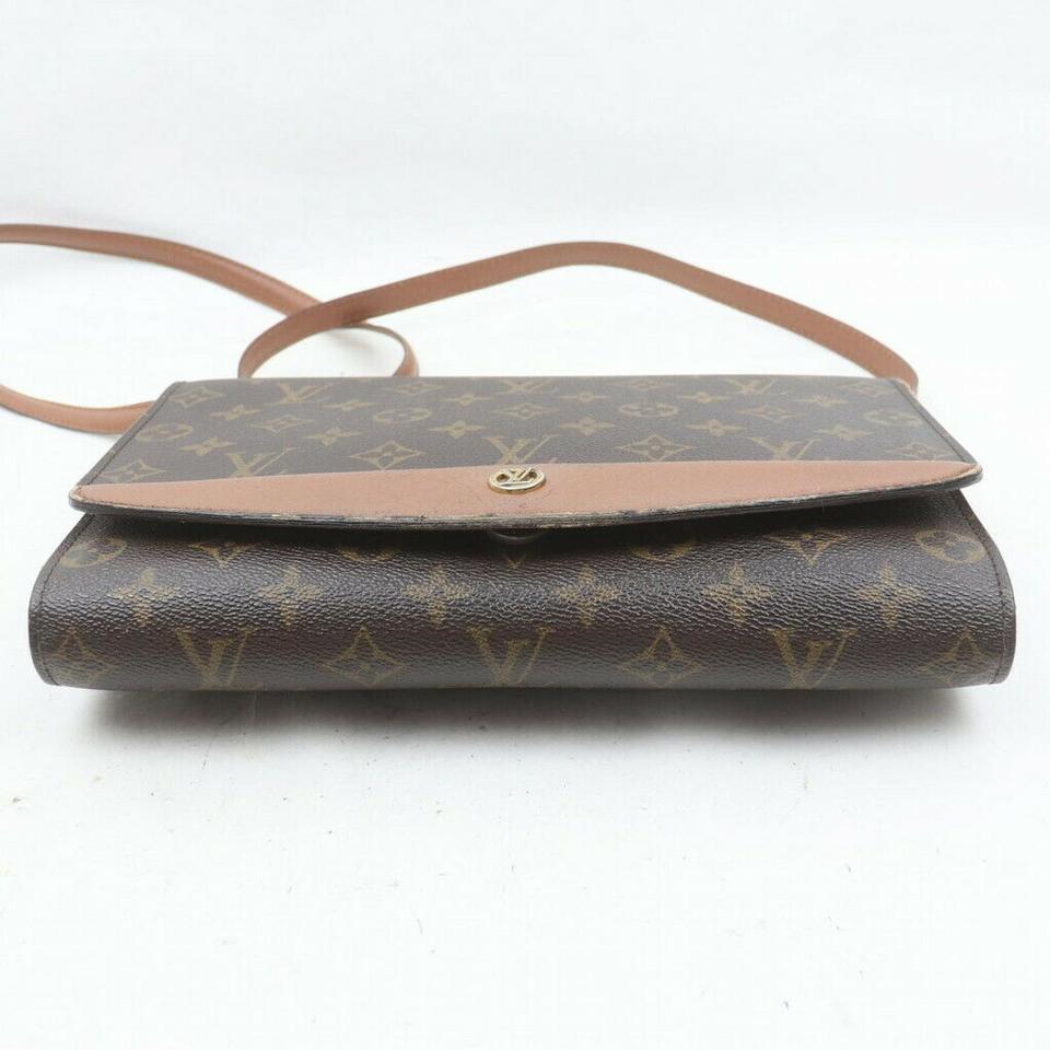 Louis Vuitton Monogram Bordeaux MM 2way Crossbody Flap Bag 863303 In Good Condition In Dix hills, NY