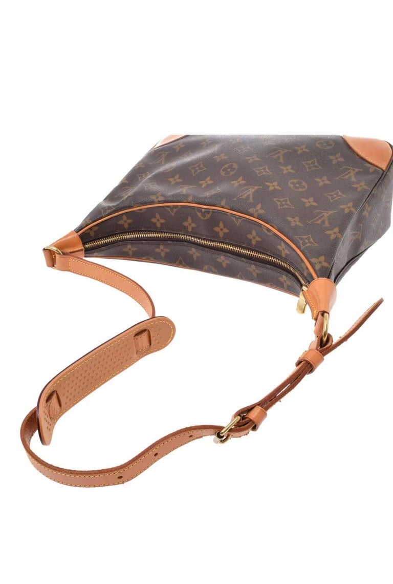 LOUIS VUITTON Monogram BOULOGNE 30 Shoulder Bag Satchel Handbag