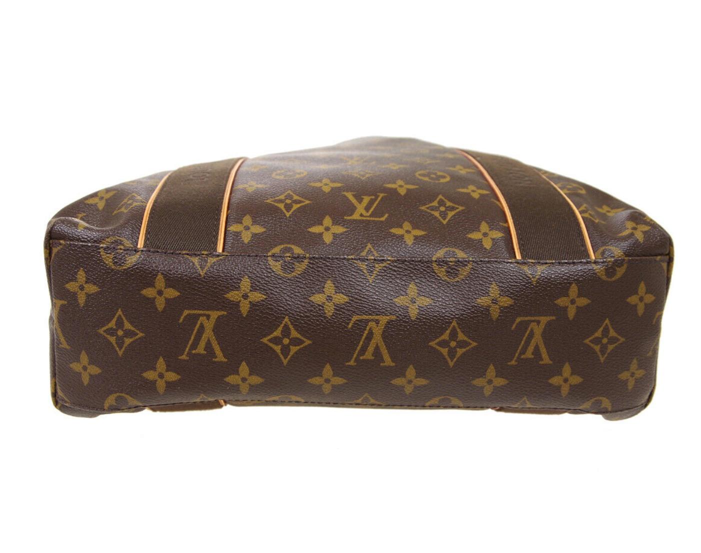 Louis Vuitton Monogram Brown Men's Women's Carryall Travel Top Handle Tote Bag In Good Condition In Chicago, IL