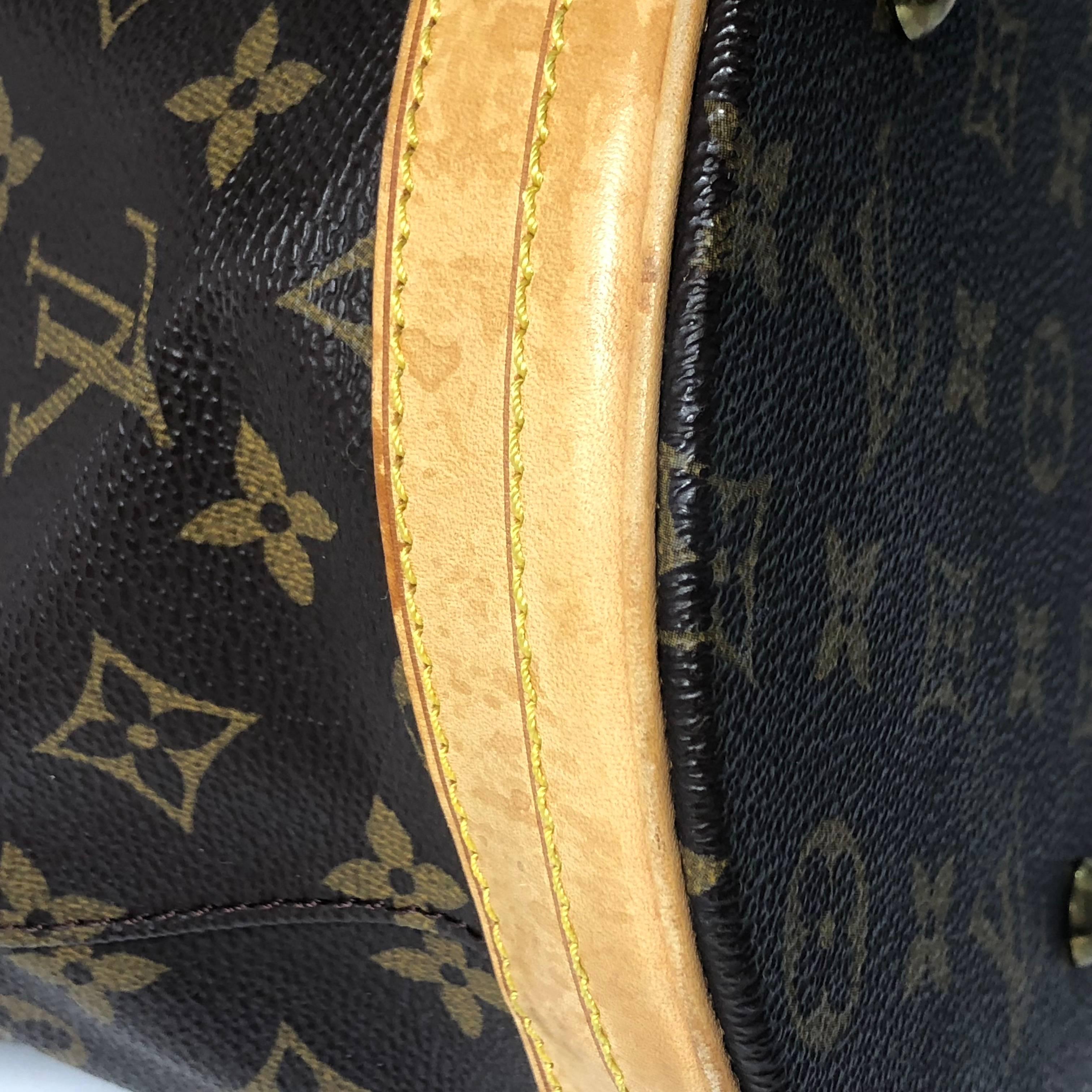 Louis Vuitton Monogram Bucket GM Shoulder Bag For Sale 3