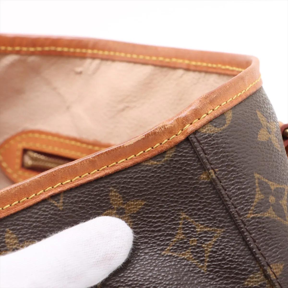 Louis Vuitton Monogram Bucket PM Tote Bag en vente 9
