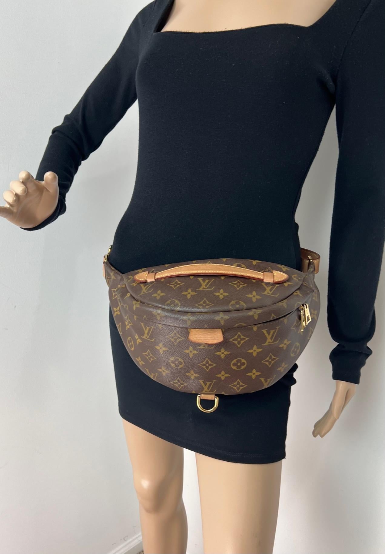 Louis Vuitton Monogram Bumbag Fanny Pack Belt Bag Crossbody  9