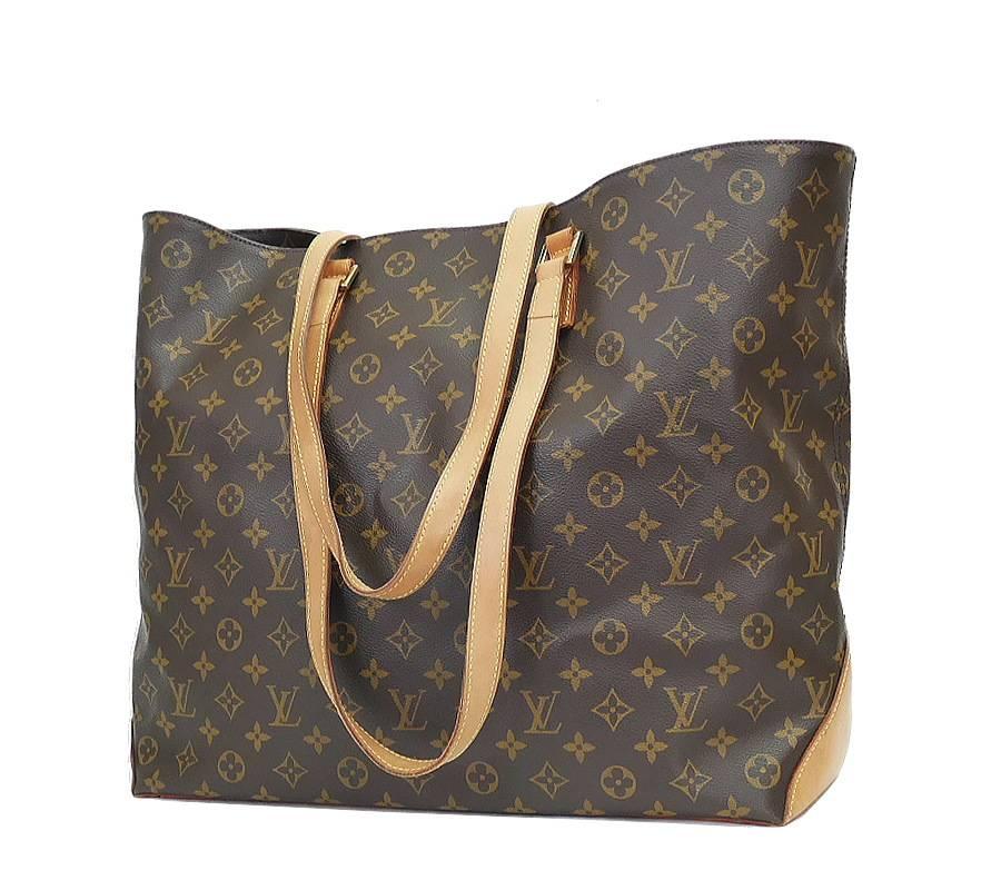 Louis Vuitton Cabas Alto shopping tote bag. This is discontinued model now. This is the largest size of Cabas family. Light Weight, great capacity. Great for daily use, especially for a weekend getaway trip. Loved by many celebrities like Angelina