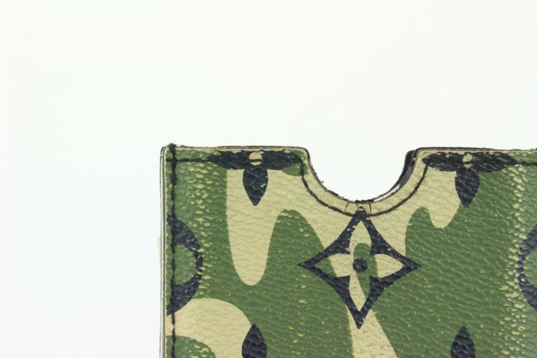 Louis Vuitton Monogram Camo Monogramouflage iPhone Case ref.382101