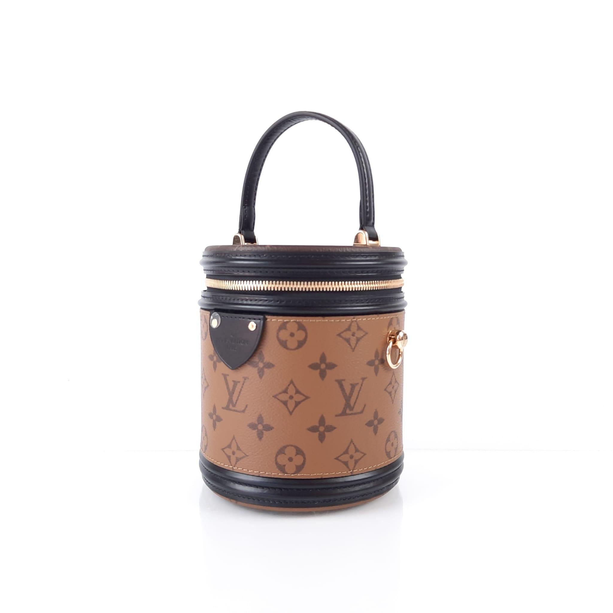 Featuring the historical shape of the LV Cannes beauty case, designer Nicolas Ghesquière revives a long-standing classic with the Cannes handbag. Petite in size and presented in a mix of Monogram and Monogram reverse coated canvas, the elegant piece