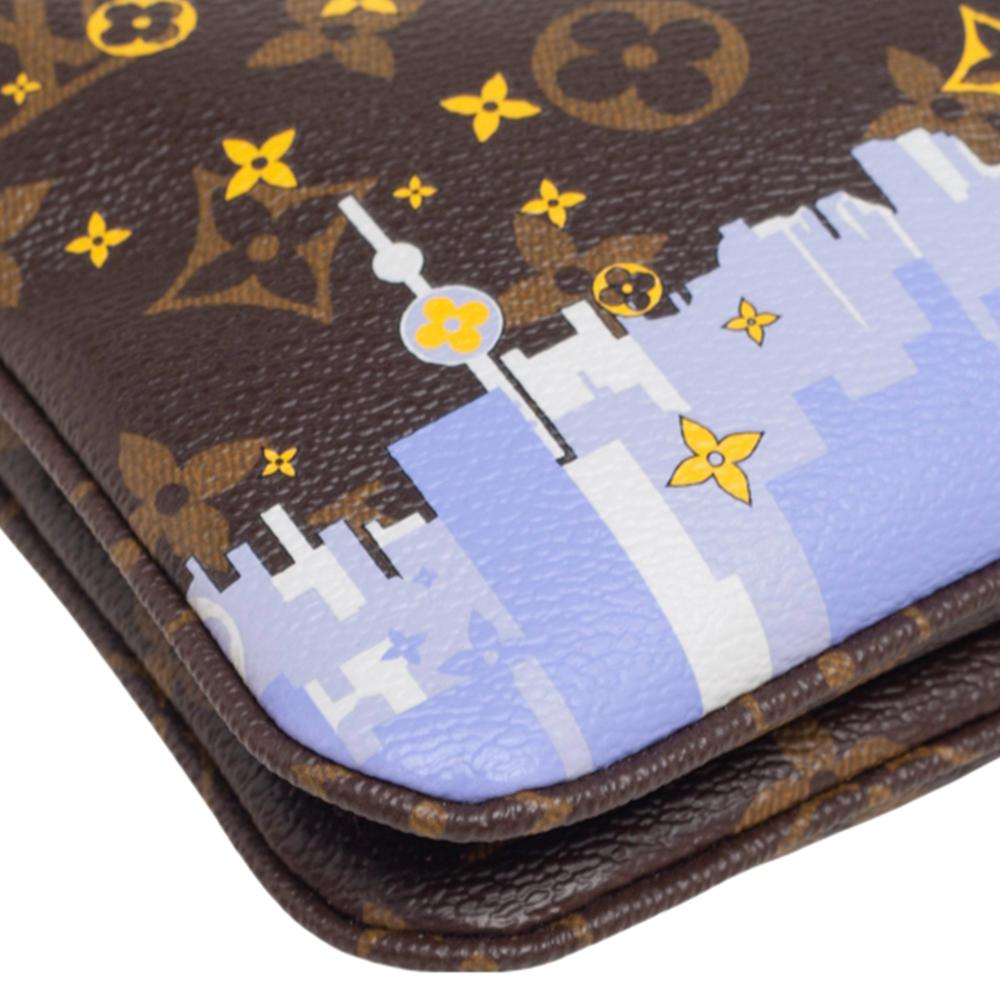 Louis Vuitton Monogram Canvas 2019 Christmas Animation Double Zip Pochette Bag 3