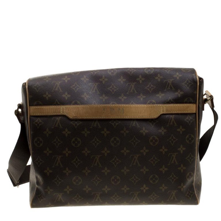 Louis Vuitton Men Crossbody Bag - For Sale on 1stDibs  louis vuitton body bag  mens price, louis vuitton mens crossbody bag, louis vuitton man bag  crossbody