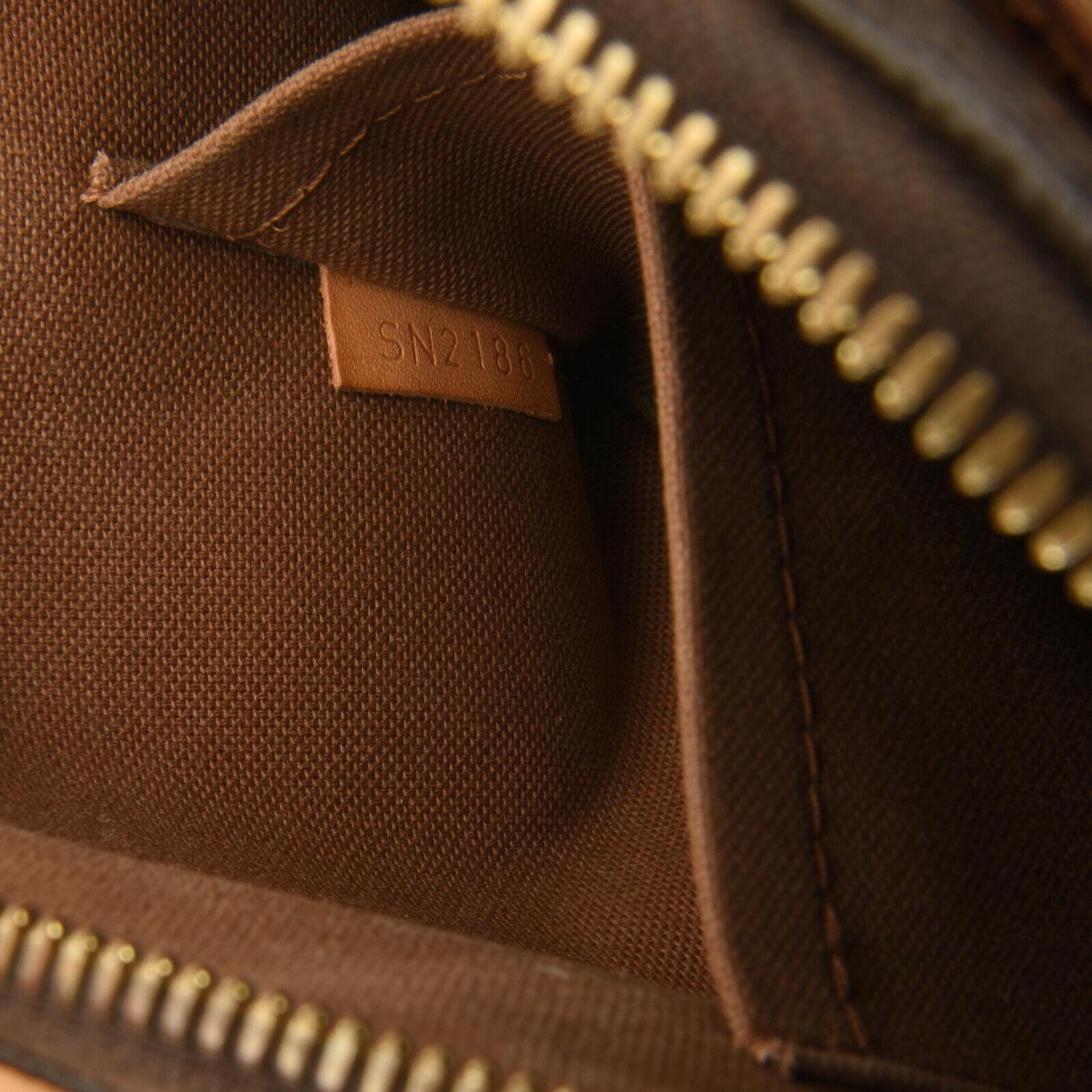 Louis Vuitton Monogram Canvas Alma BB Bag (Pre Loved) For Sale 13