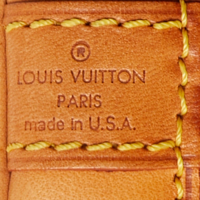 Louis Vuitton Monogram Canvas Alma MM Bag For Sale 3