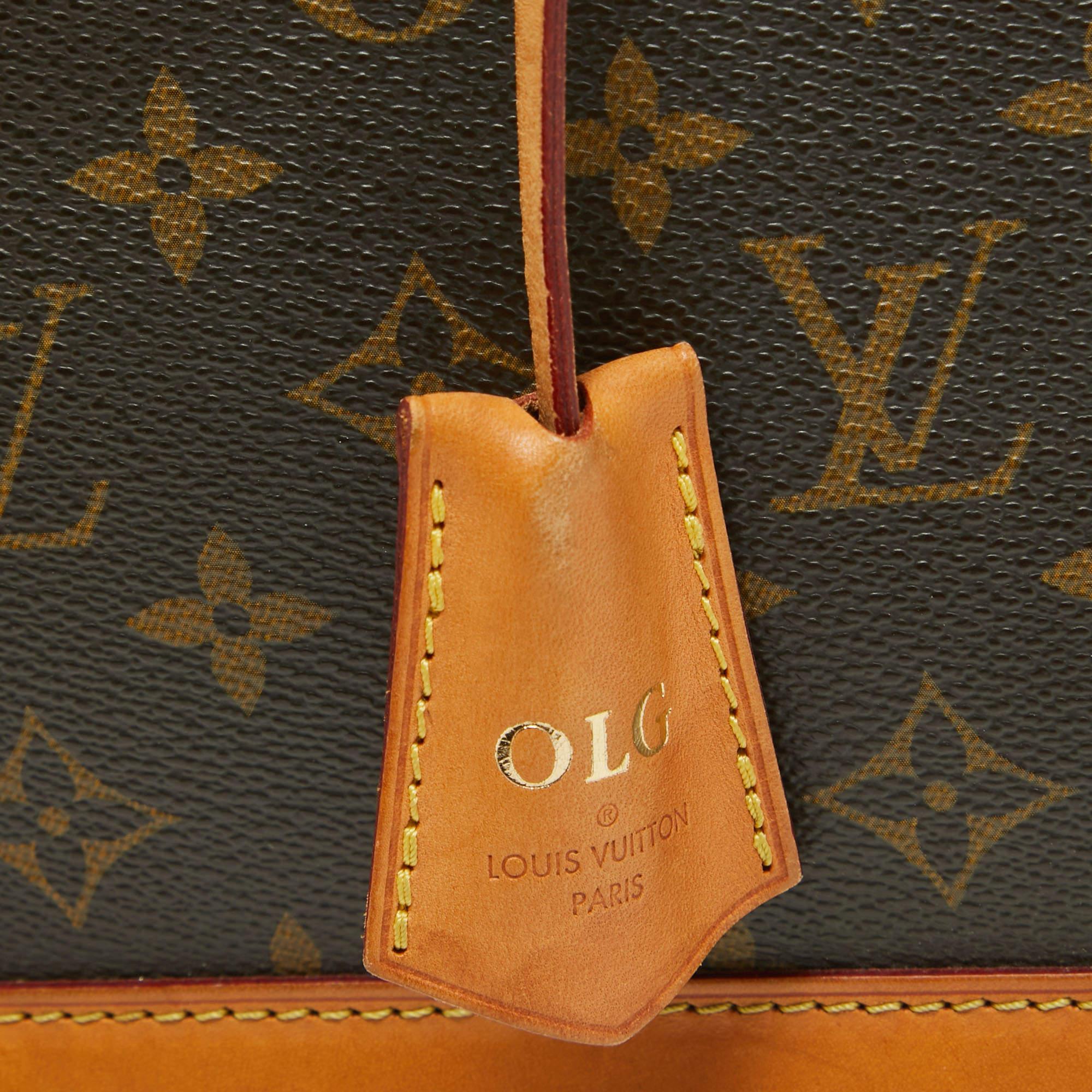Louis Vuitton Monogram Canvas Alma MM Bag For Sale 3