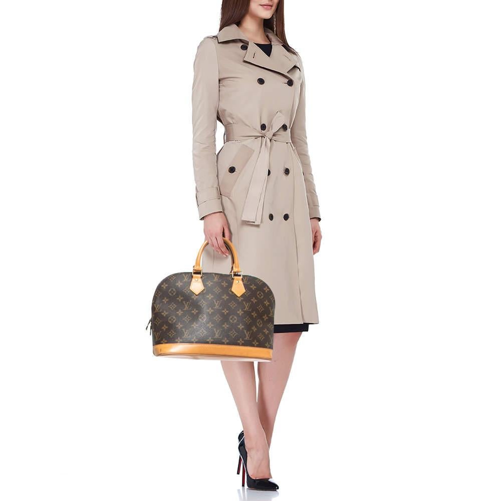 Louis Vuitton Monogram Canvas Alma PM Bag In Good Condition In Dubai, Al Qouz 2