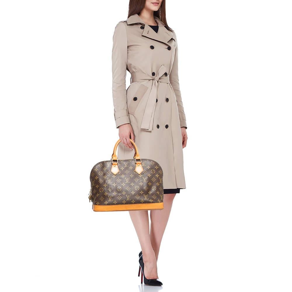 Louis Vuitton Monogram Canvas Alma PM Bag In Good Condition For Sale In Dubai, Al Qouz 2