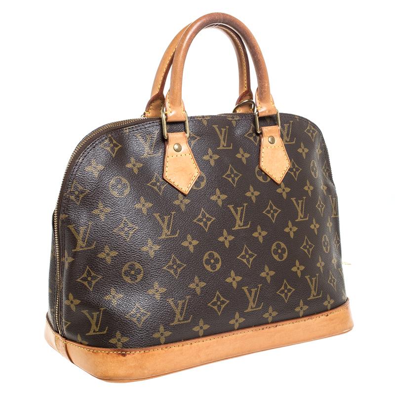 Louis Vuitton Monogram Canvas Alma PM Bag In Good Condition In Dubai, Al Qouz 2