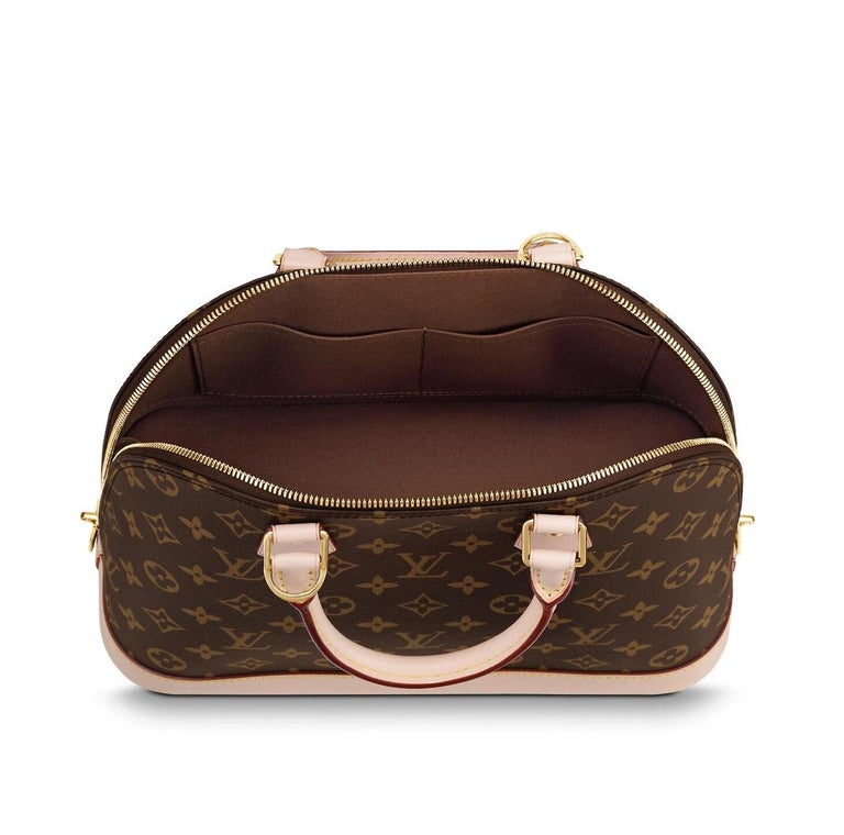 Louis Vuitton Monogram Canvas Alma PM Handbag In New Condition For Sale In Nicosia, CY