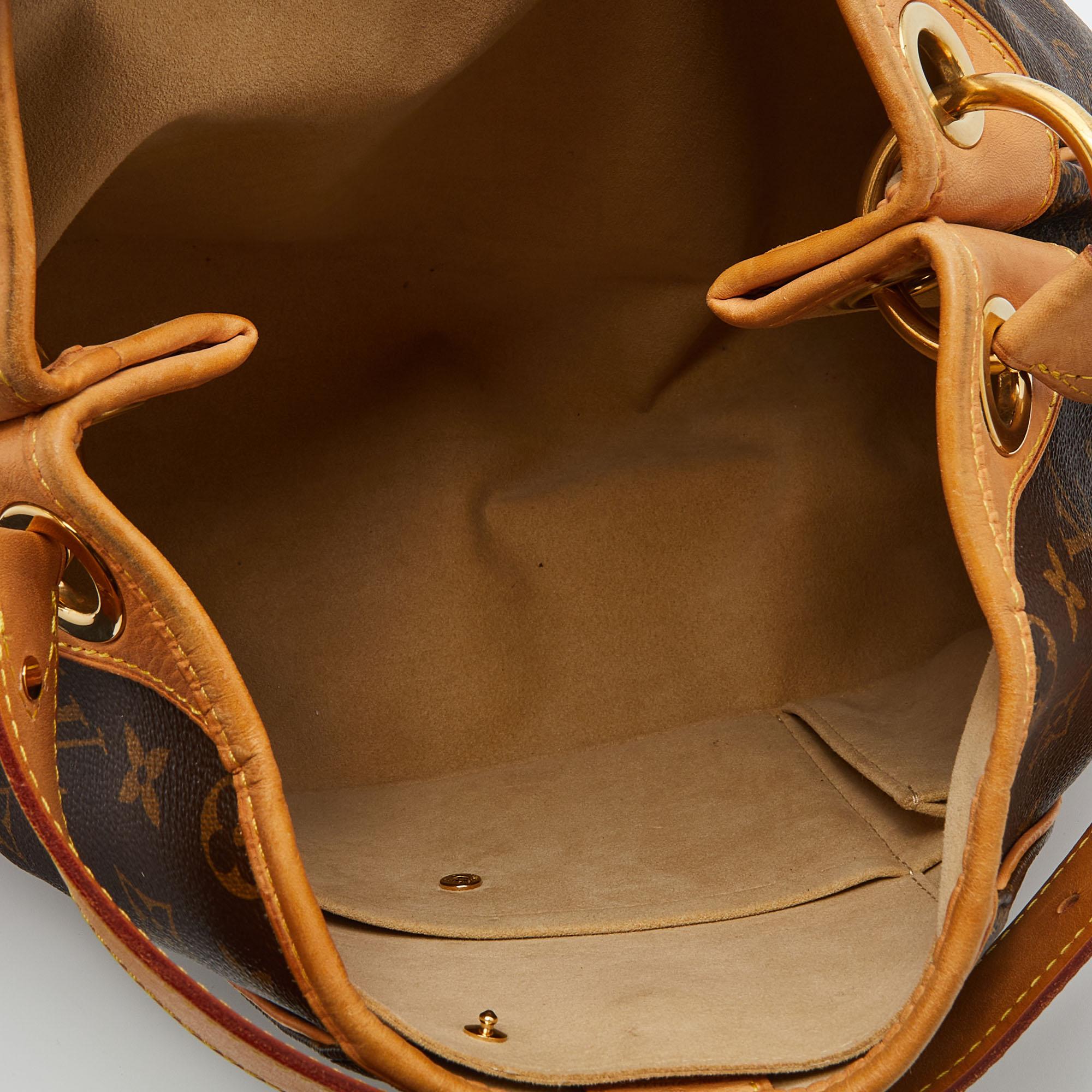 Louis Vuitton Monogram Canvas and Leather Galliera PM Bag 2