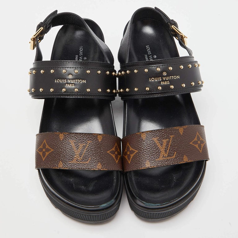 Sandales à plateforme Louis Vuitton Monogram en toile et cuir Laureate  Taille 36,5 En vente sur 1stDibs