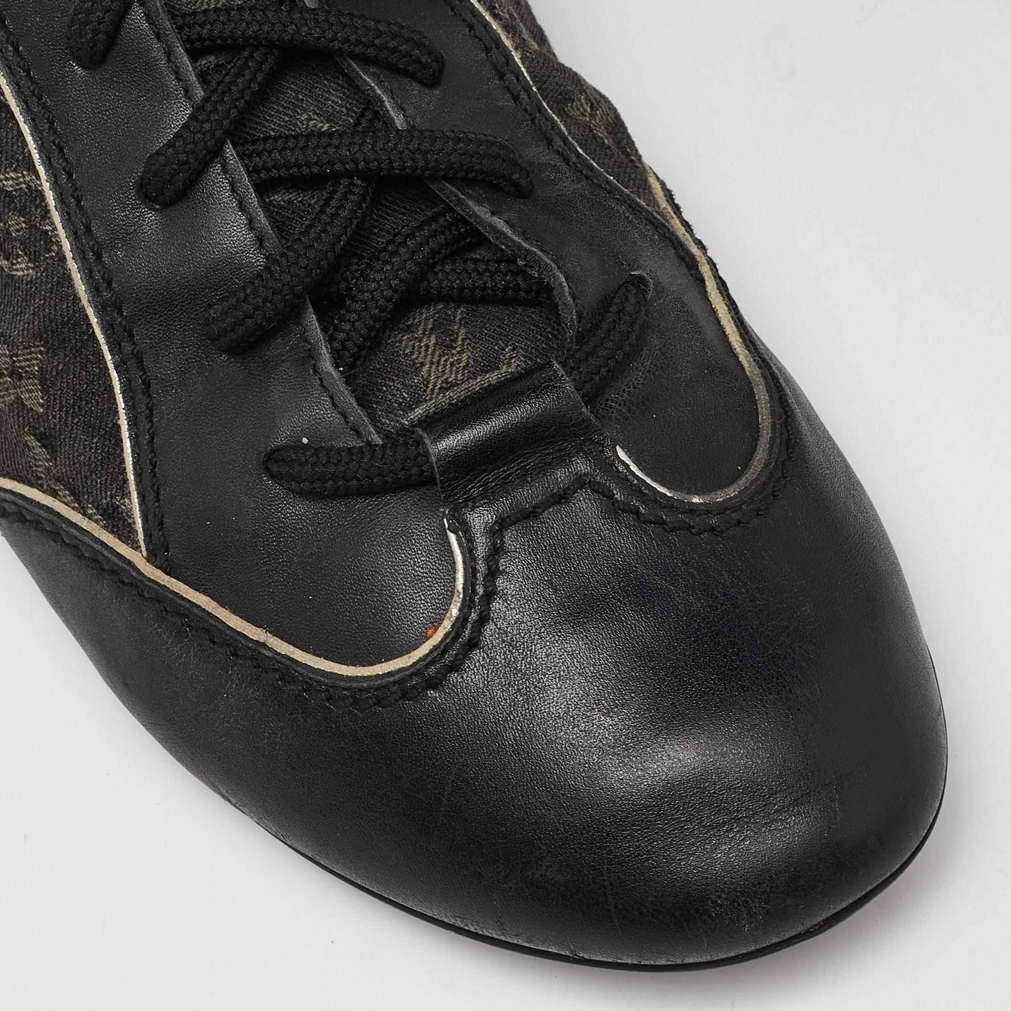 Louis Vuitton Monogram Canvas and Leather Low Top Sneakers Size 40 2