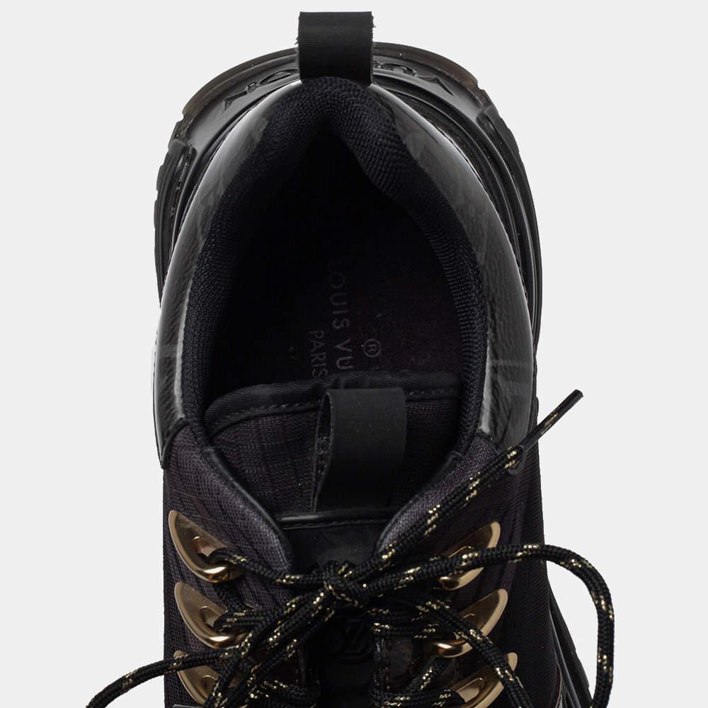 Black Louis Vuitton Monogram Canvas And Mesh Run Away Pulse Sneakers Size 38.5 For Sale