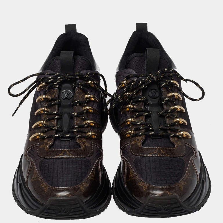 Louis Vuitton Monogram Canvas And Mesh Run Away Pulse Sneakers Size 38.5  For Sale at 1stDibs