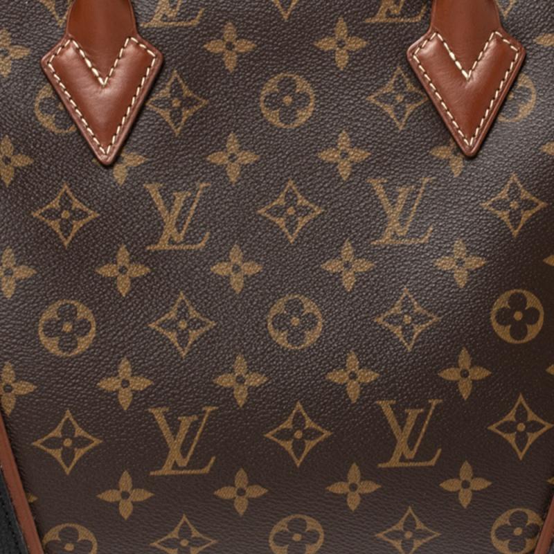 Louis Vuitton Monogram Canvas and Orfevre Leather W PM Bag For Sale 5