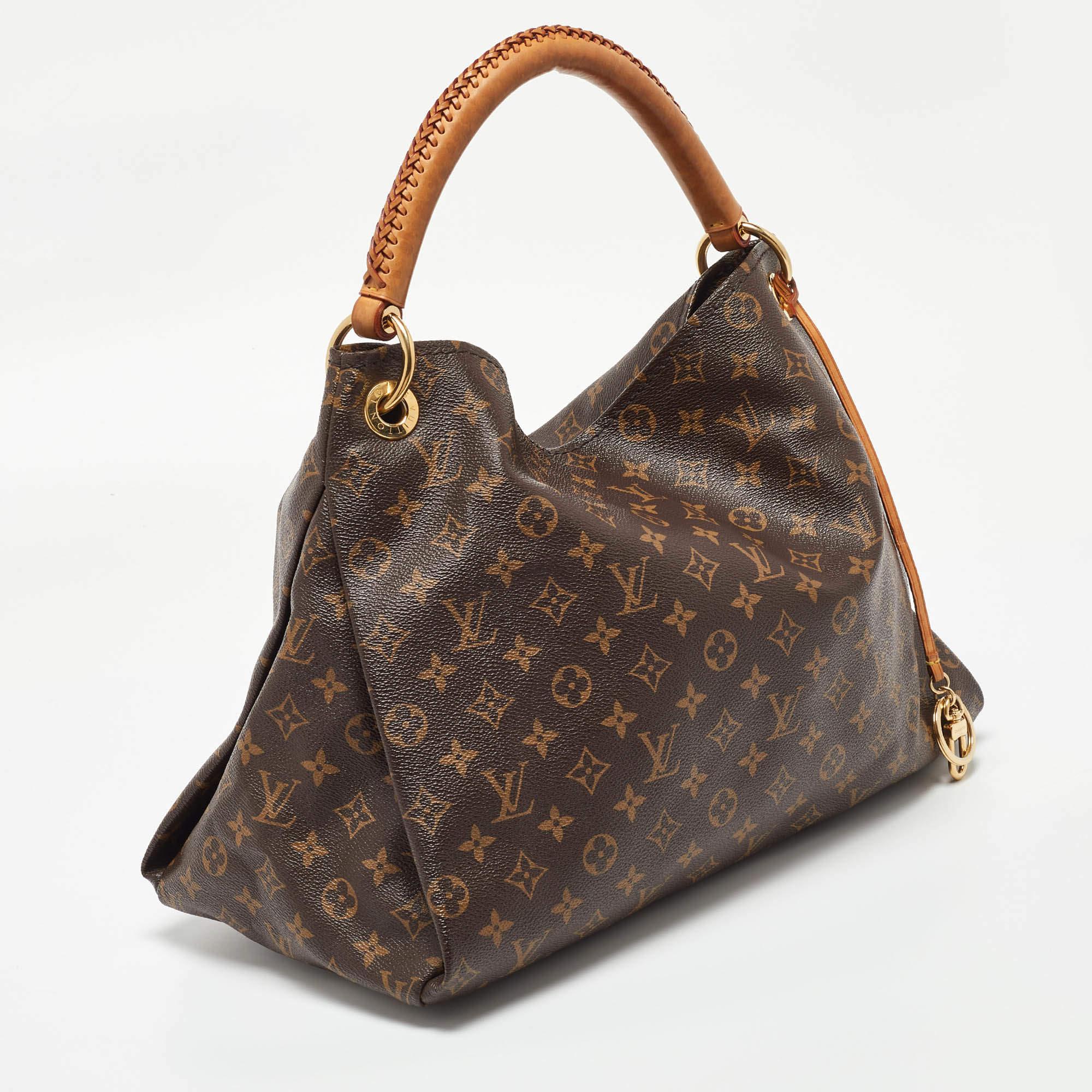 Women's Louis Vuitton Monogram Canvas Artsy MM Bag