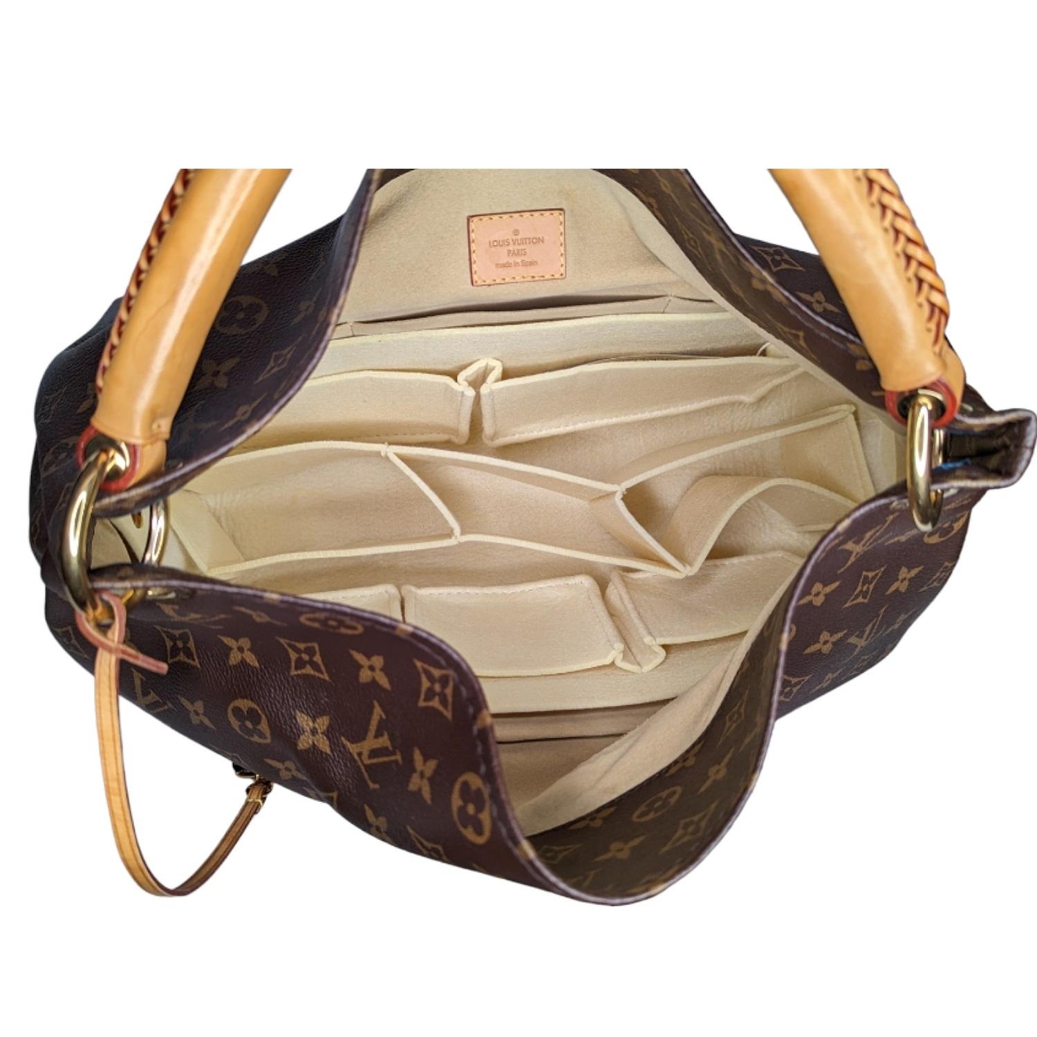 Louis Vuitton Monogram Canvas Artsy MM Hobo 3