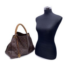 Louis Vuitton Monogram Canvas Artsy MM Tote Shoulder Bag