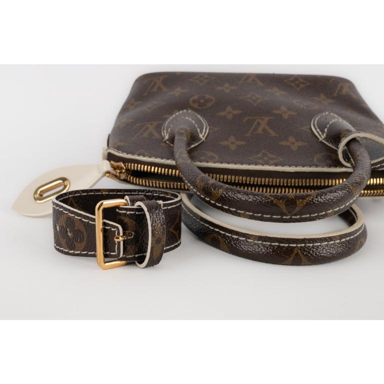 Louis Vuitton Borsa in tela Monogram 'Lock It BB', 2011-2012 in vendita 5