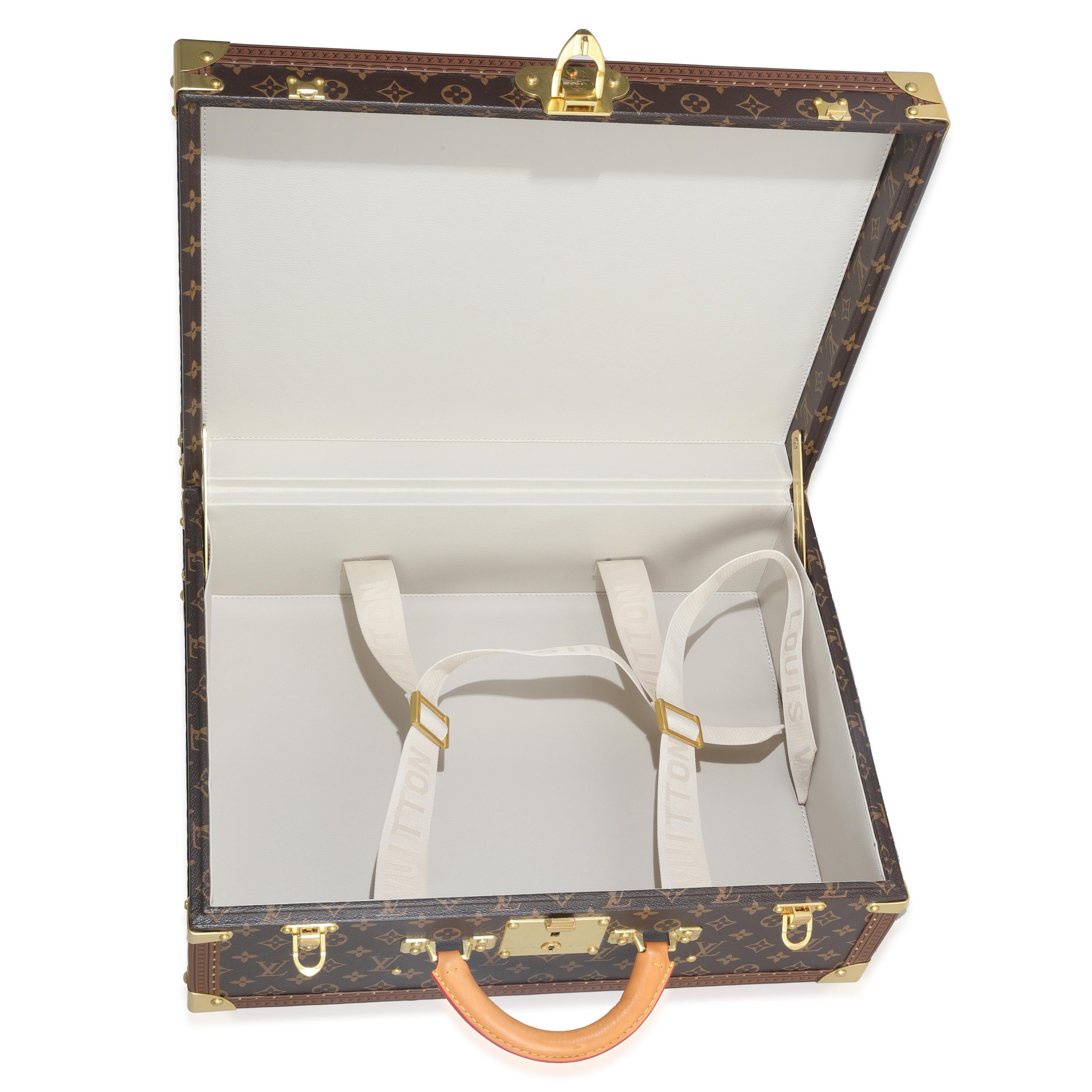 Women's or Men's Louis Vuitton Monogram Canvas Bisten 55 For Sale