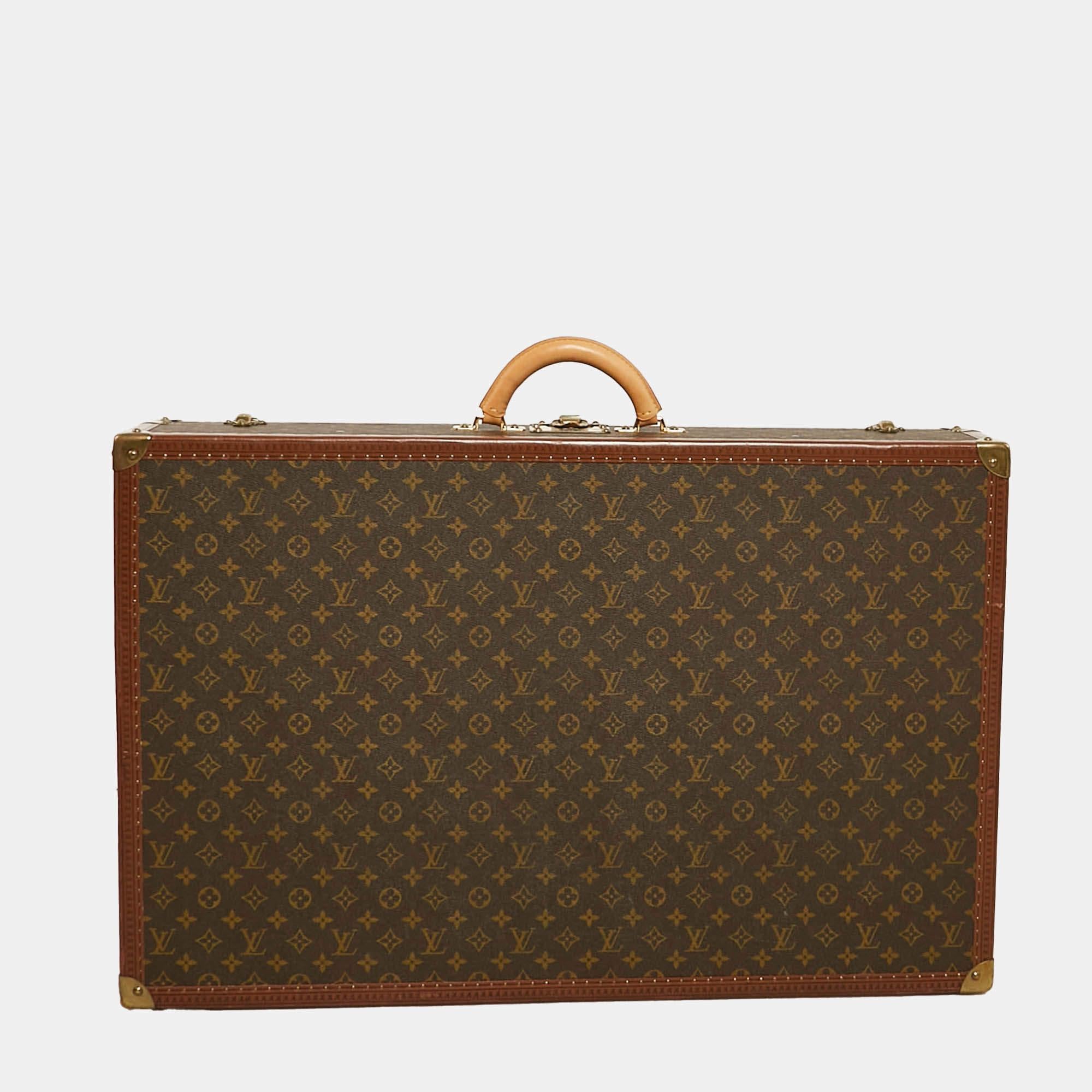 Louis Vuitton Monogram Canvas Bisten 80 Suitcase In Fair Condition For Sale In Dubai, Al Qouz 2