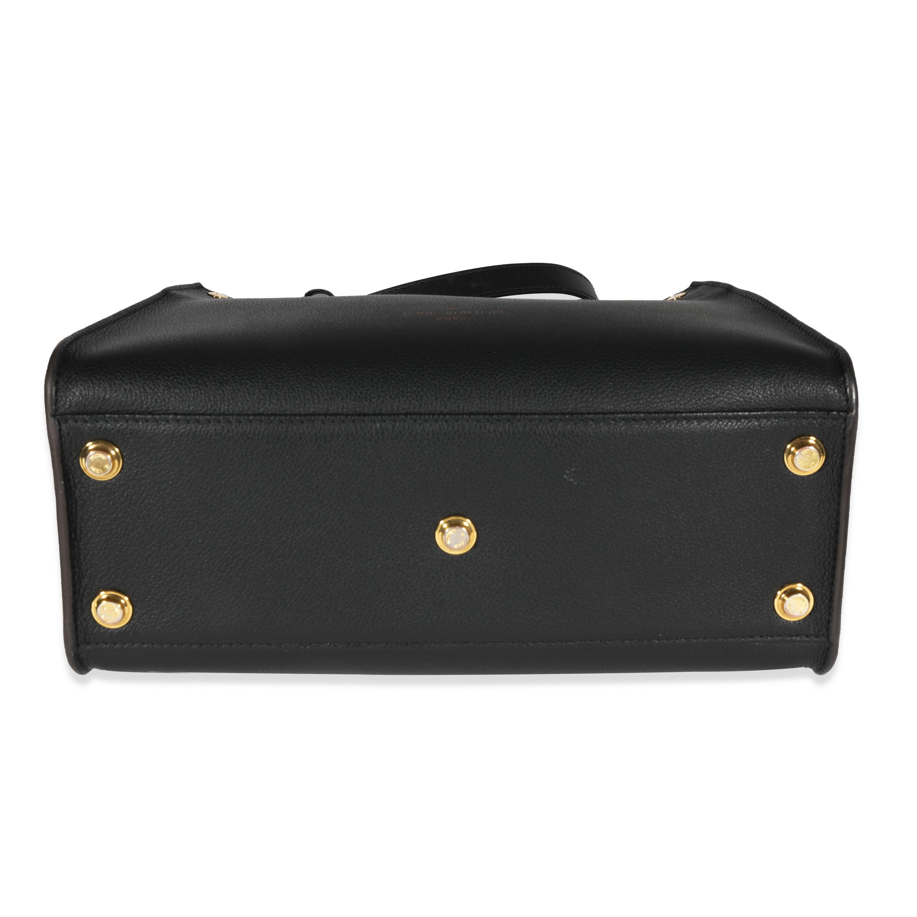 Louis Vuitton Monogram Canvas e pelle di vitello nera On My Side PM Tote 3