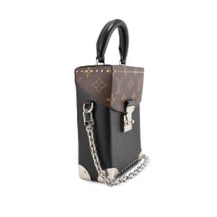 Louis Vuitton Monogram-Canvas-Tasche im Kamerakasten-Design aus schwarzem Leder mit silbernen Metallbeschlägen