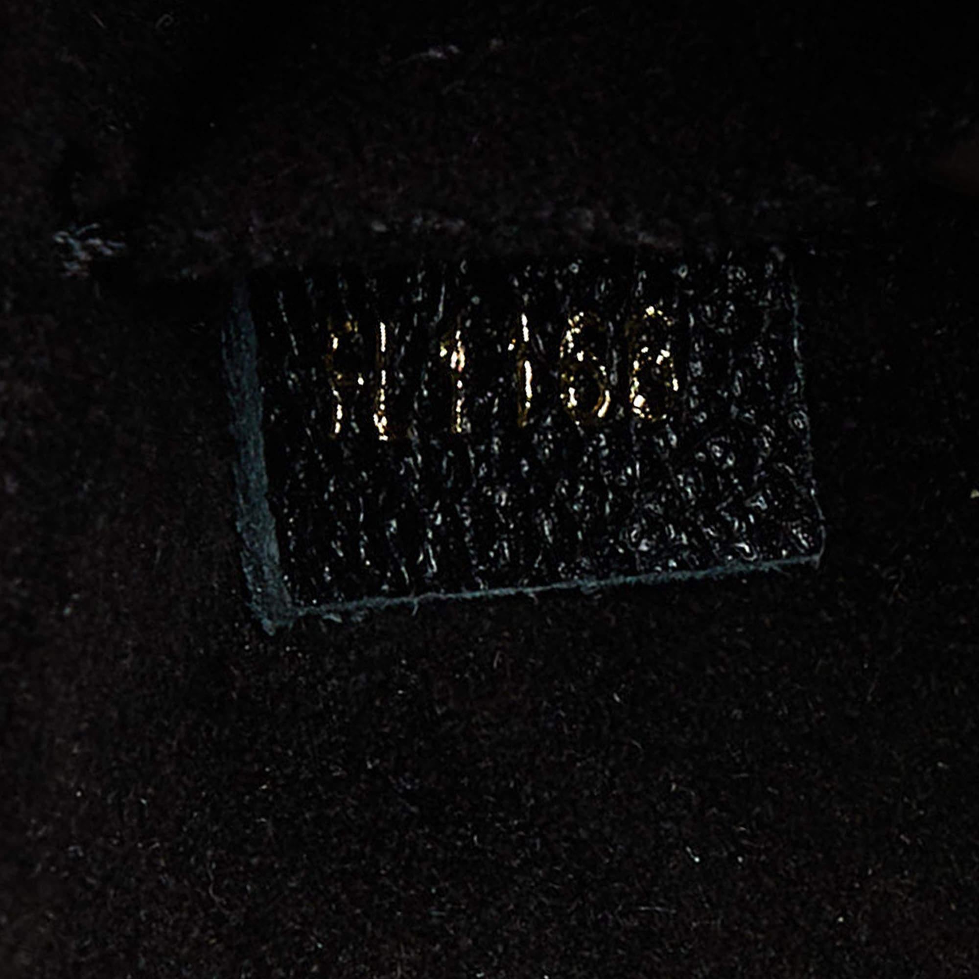 Louis Vuitton Monogram Canvas BNB Alma Tasche aus Segeltuch im Angebot 7