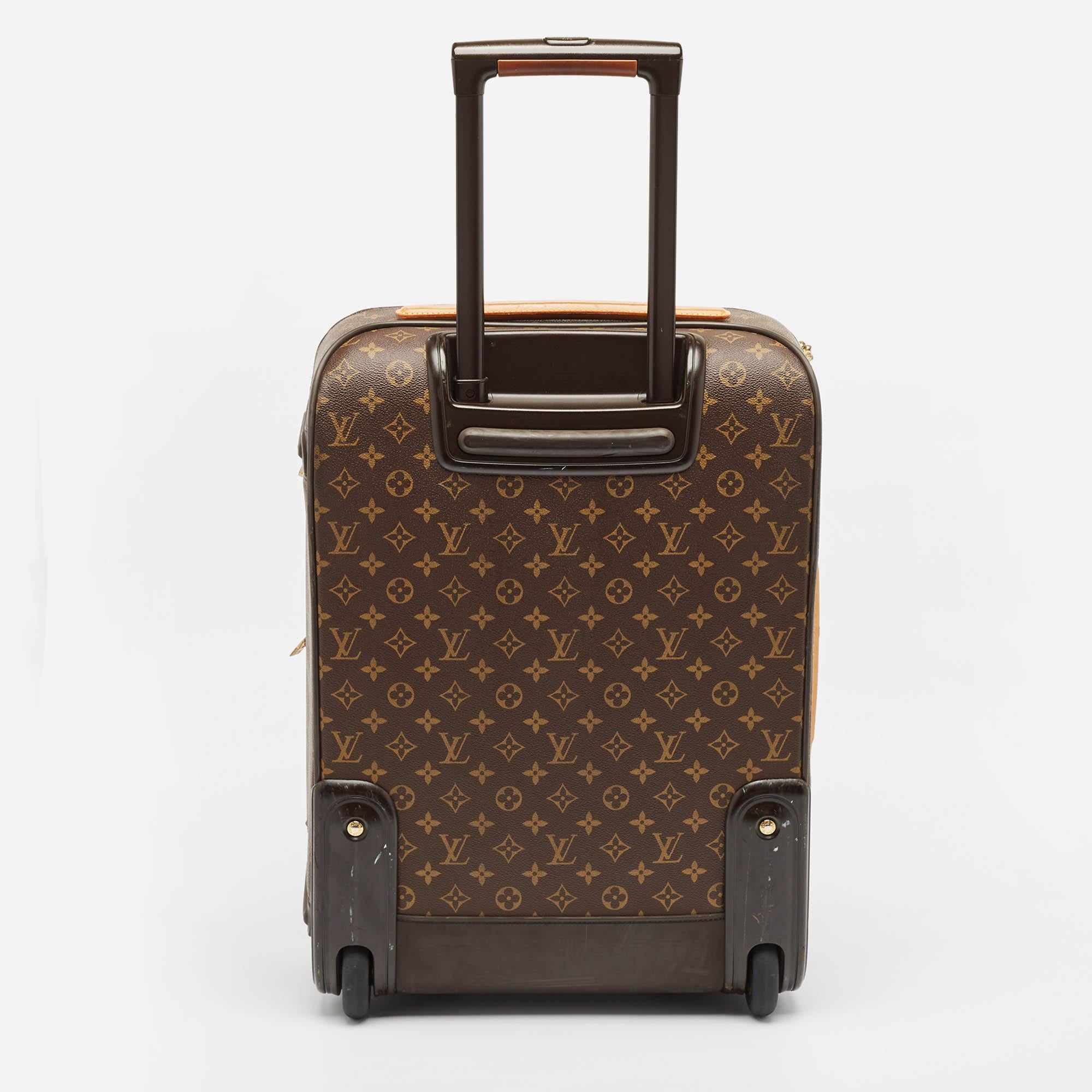 Louis Vuitton Monogram Canvas Business Pegase 55 Luggage In Good Condition In Dubai, Al Qouz 2