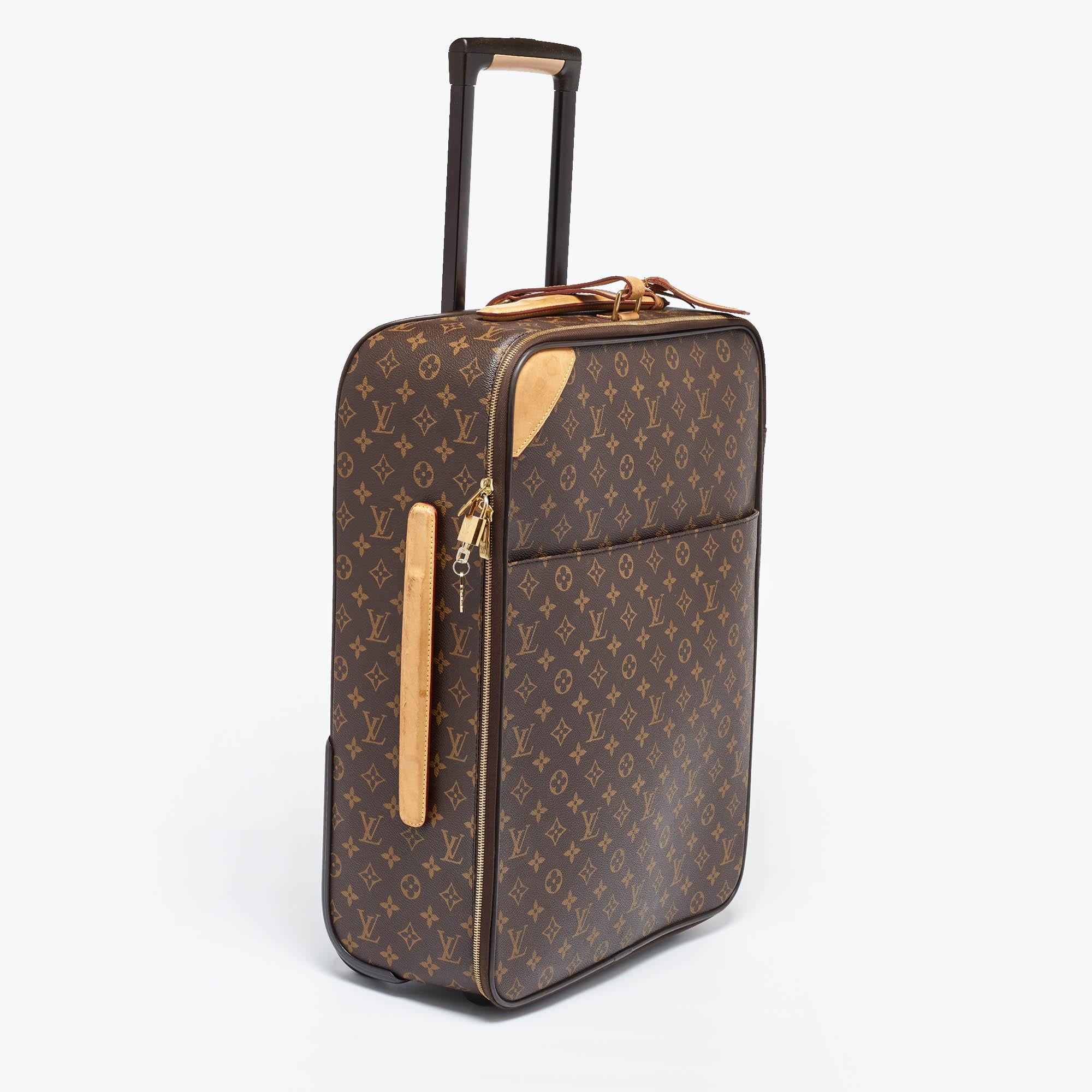 Monogrammiertes Canvas Business Pegase Legere 55 Gepäckstücke von Louis Vuitton (Schwarz) im Angebot