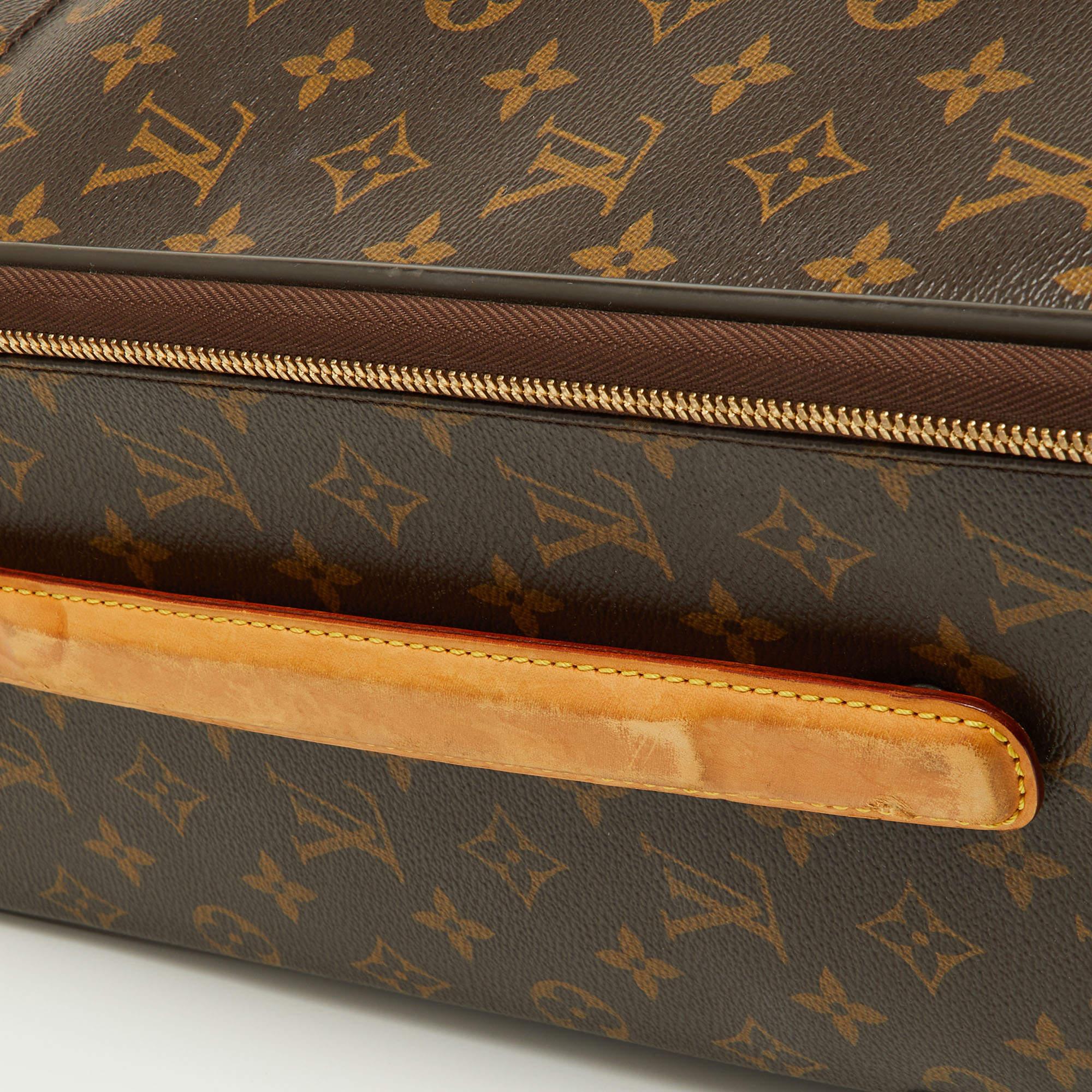 Monogrammiertes Canvas Business Pegase Legere 55 Gepäckstücke von Louis Vuitton im Zustand „Relativ gut“ im Angebot in Dubai, Al Qouz 2