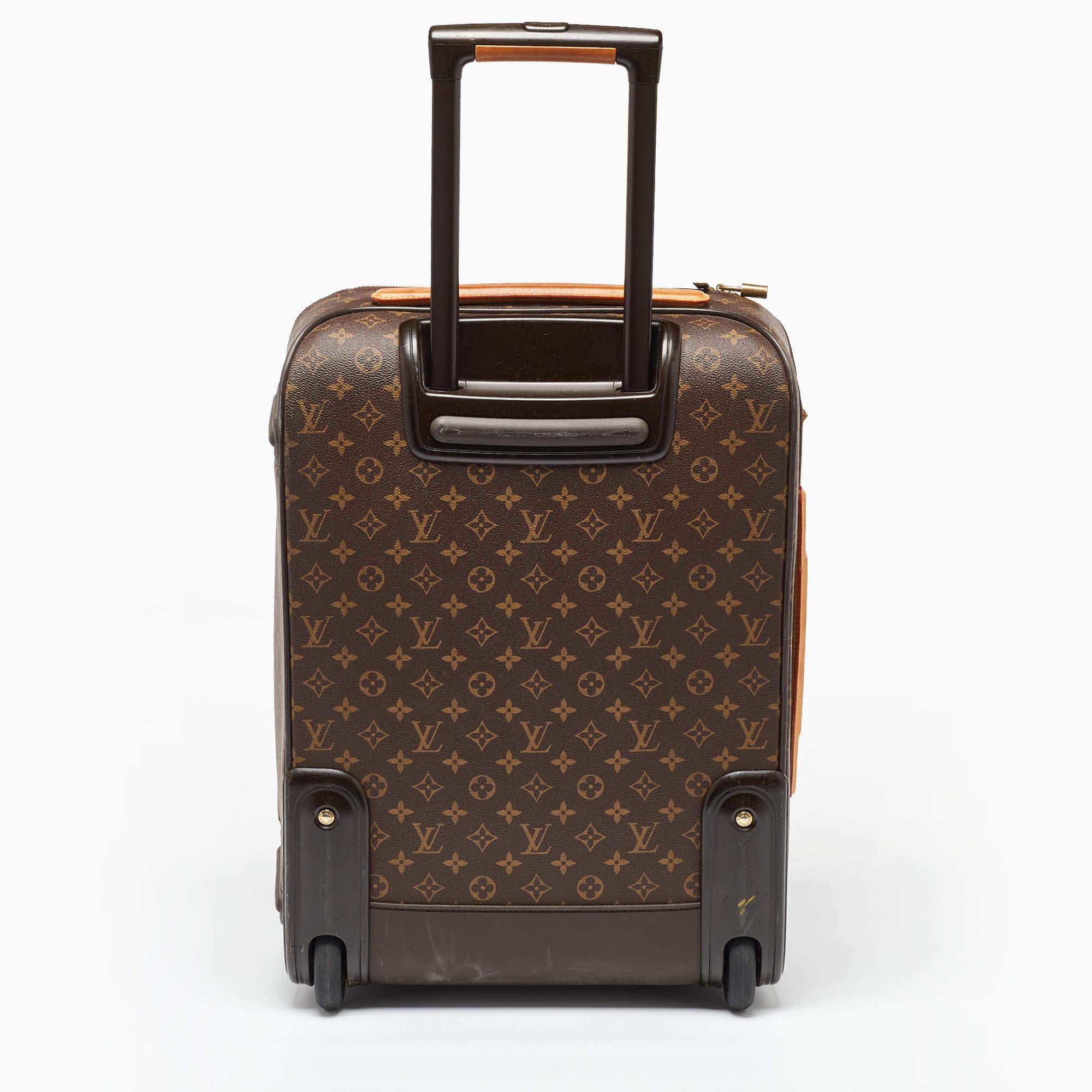 Sac à main Louis Vuitton Business Pegase Legere 55 en toile avec monogramme État moyen - En vente à Dubai, Al Qouz 2
